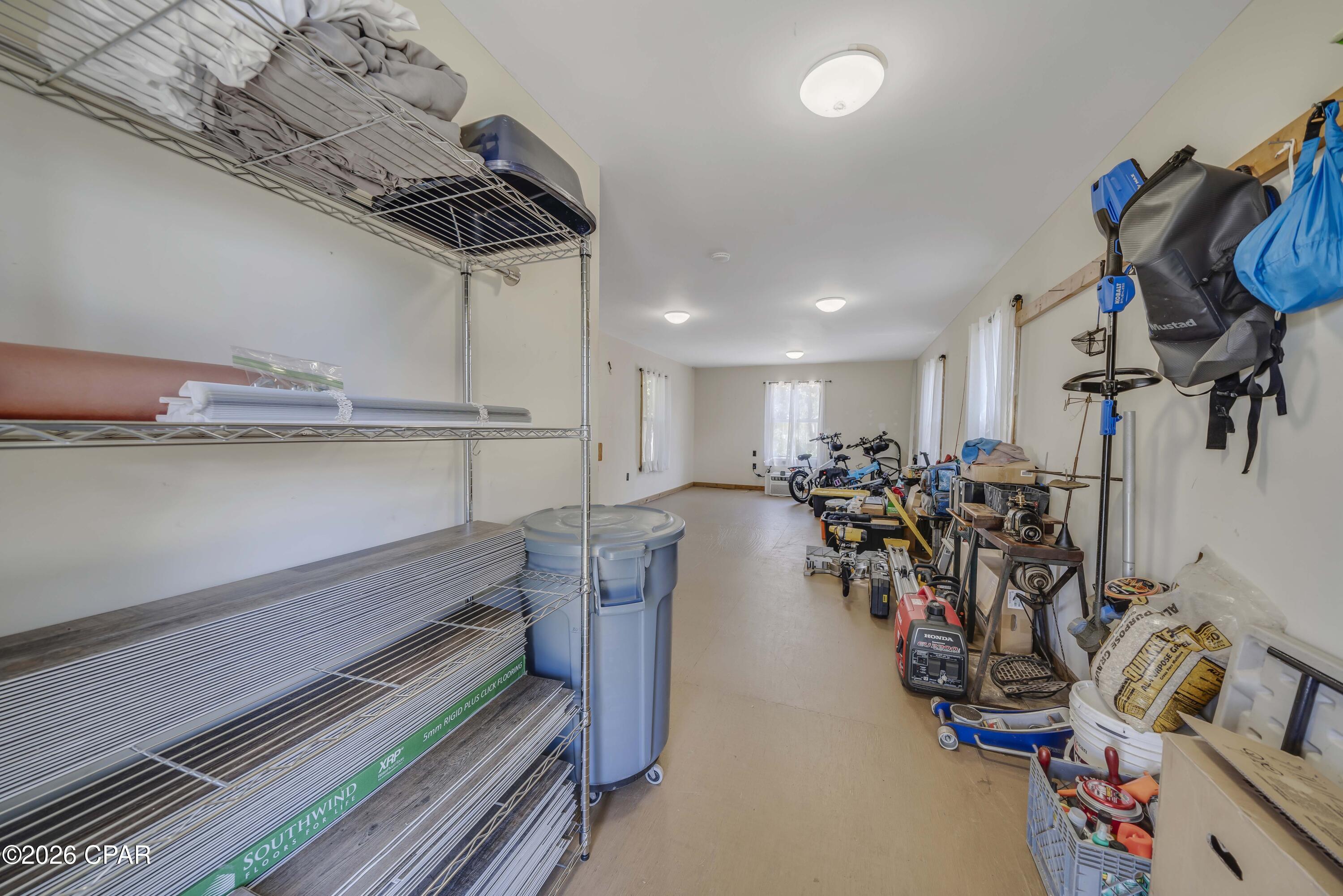 Image 32 For 2115 High Avenue