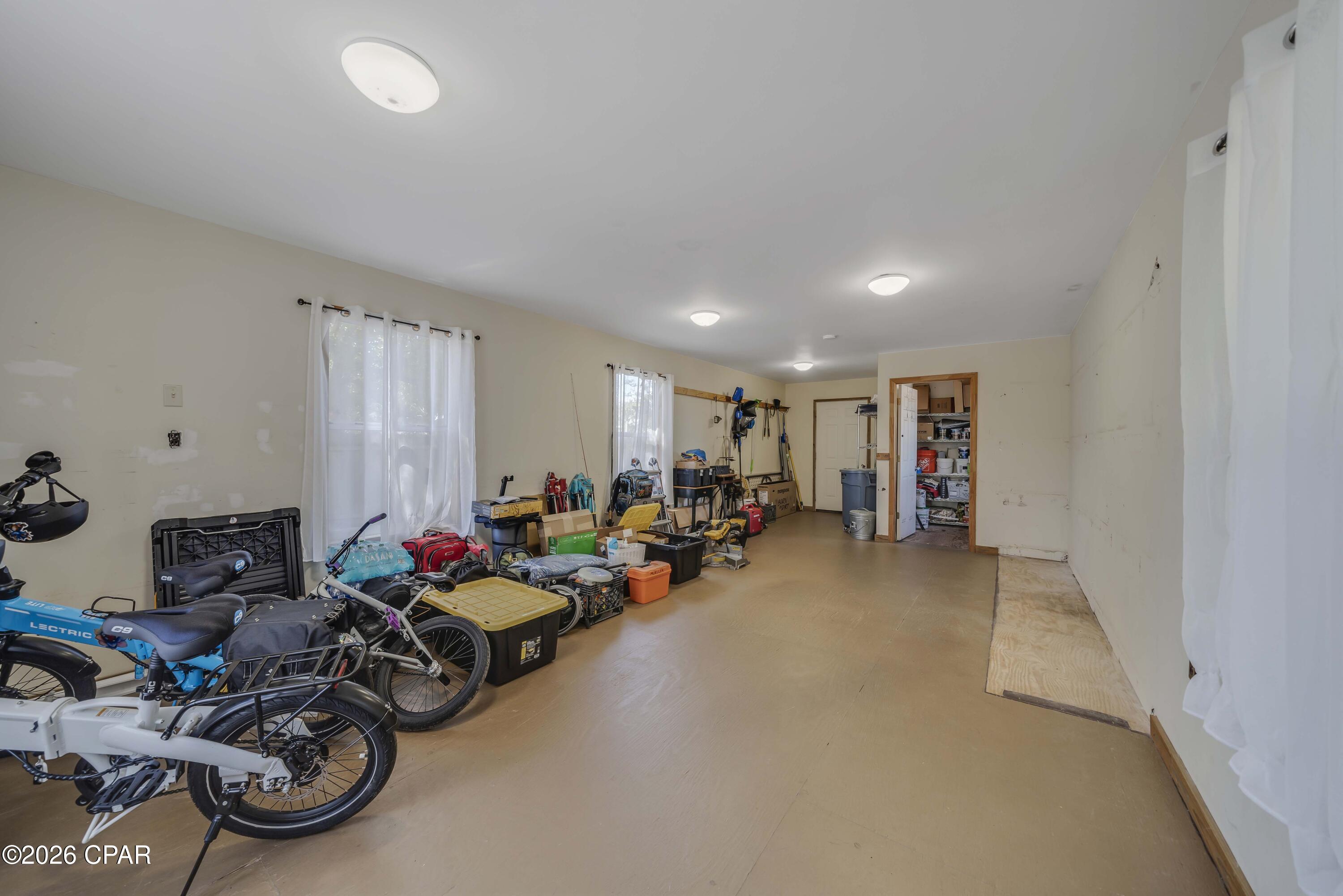 Image 33 For 2115 High Avenue