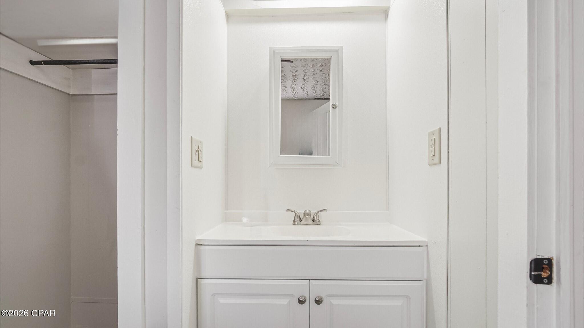 Image 18 For 4404 Broad Street