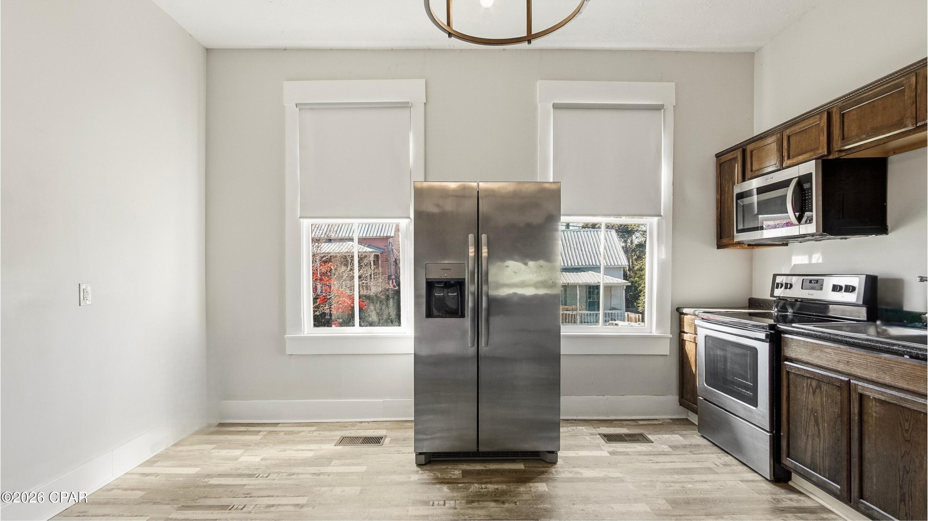 Image 5 For 4404 Broad Street