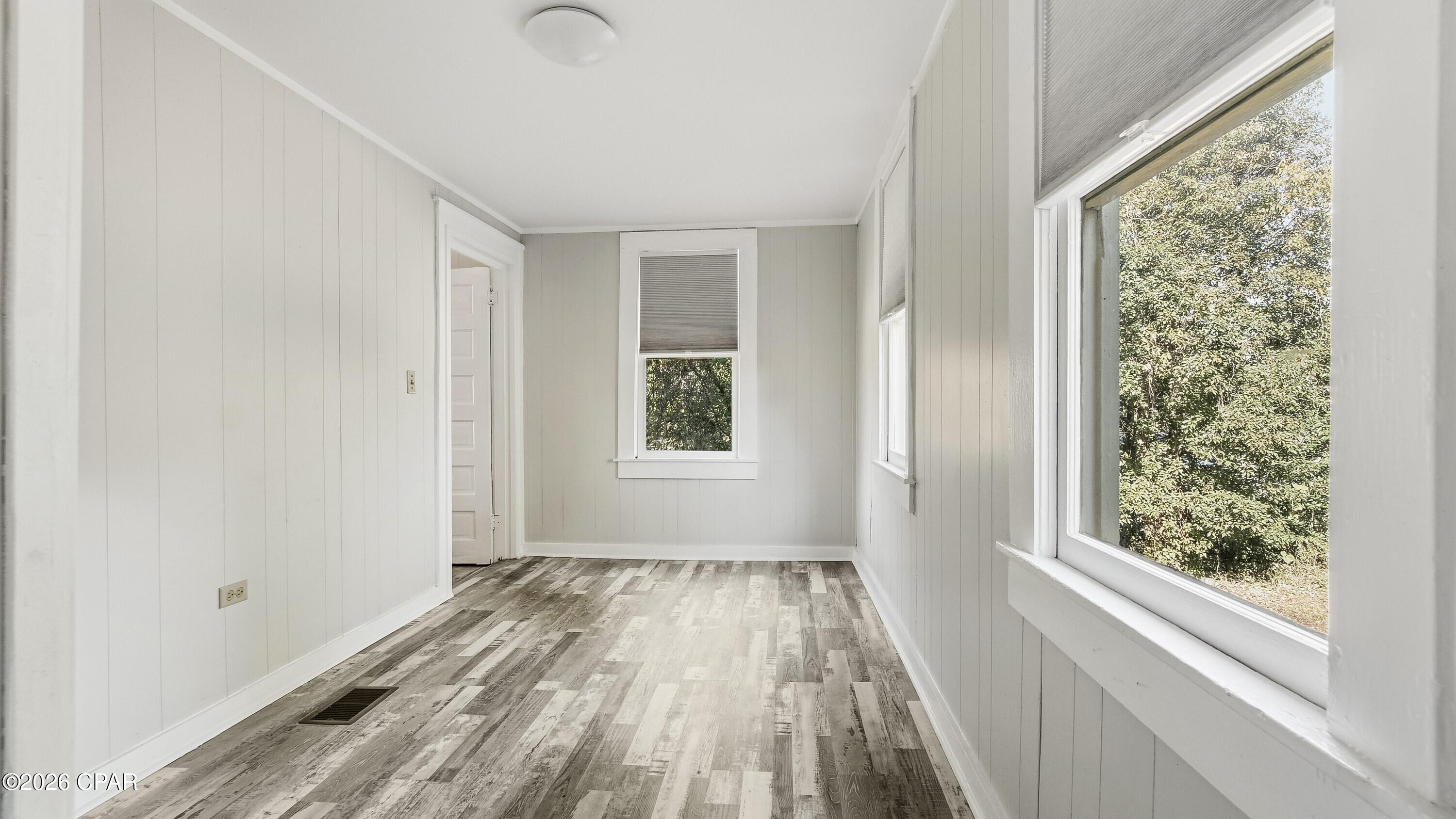 Image 7 For 4404 Broad Street