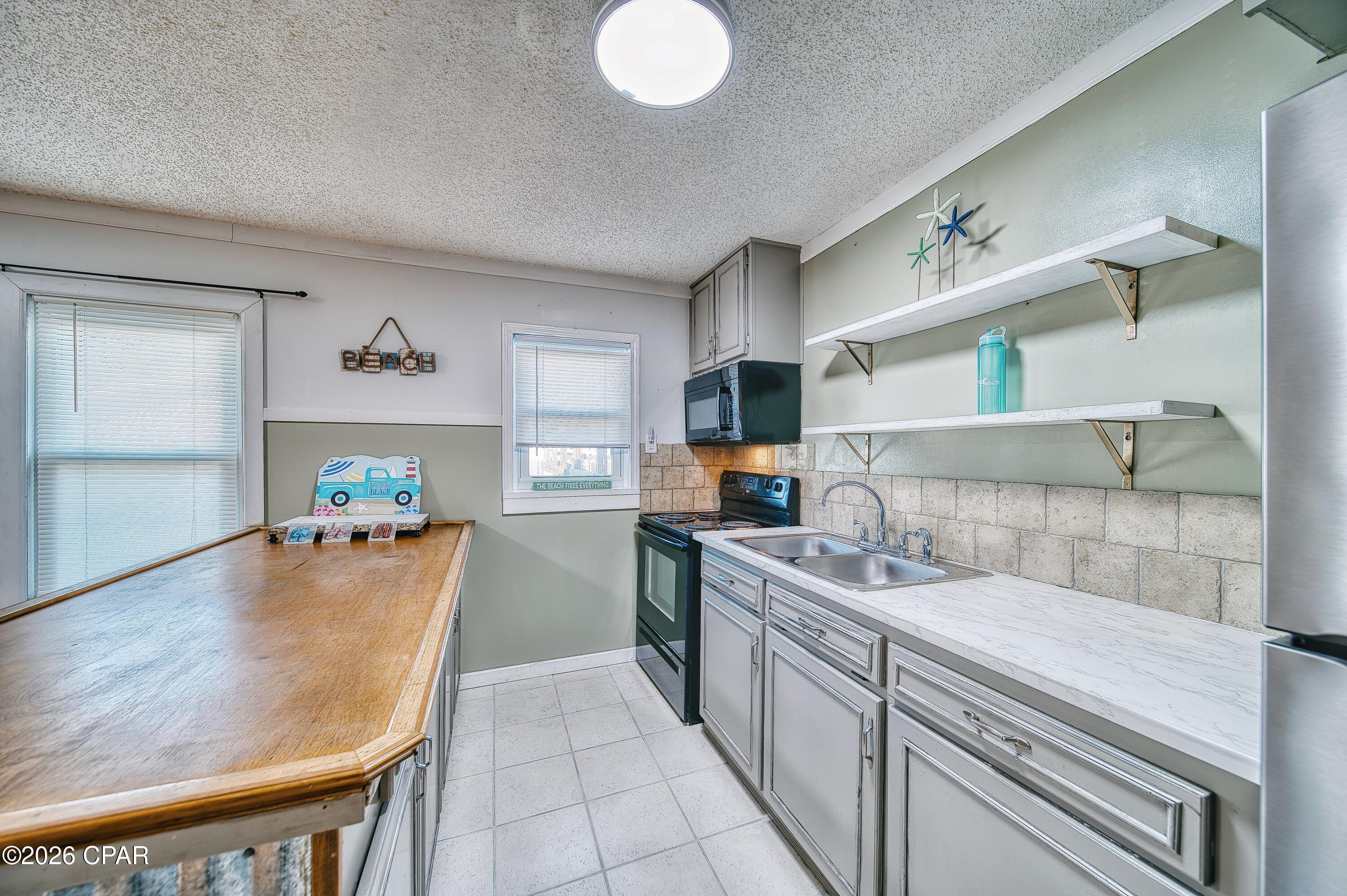 Image 16 For 209 Wells Street