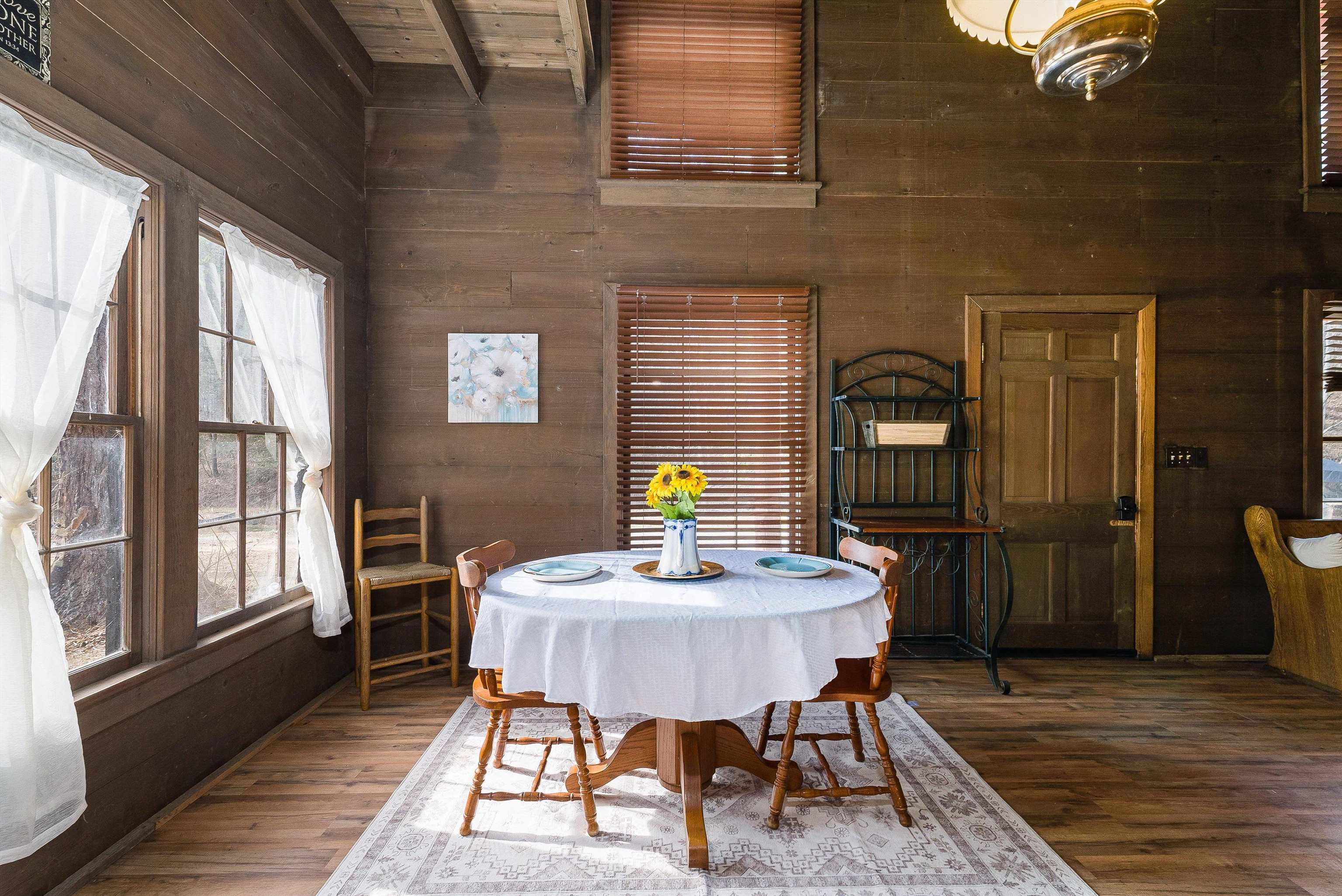 595 Deerfield Valley Rd