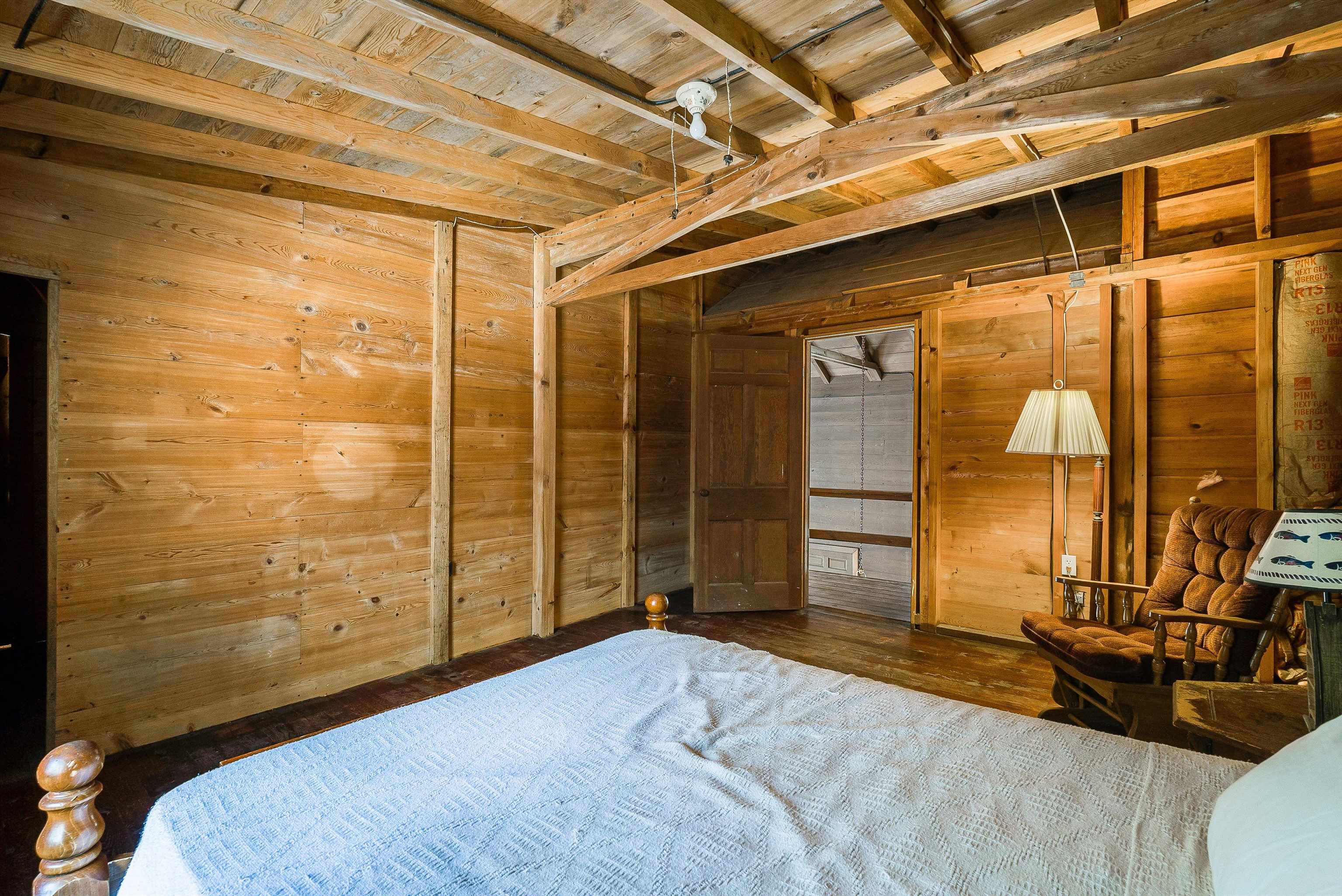 595 Deerfield Valley Rd