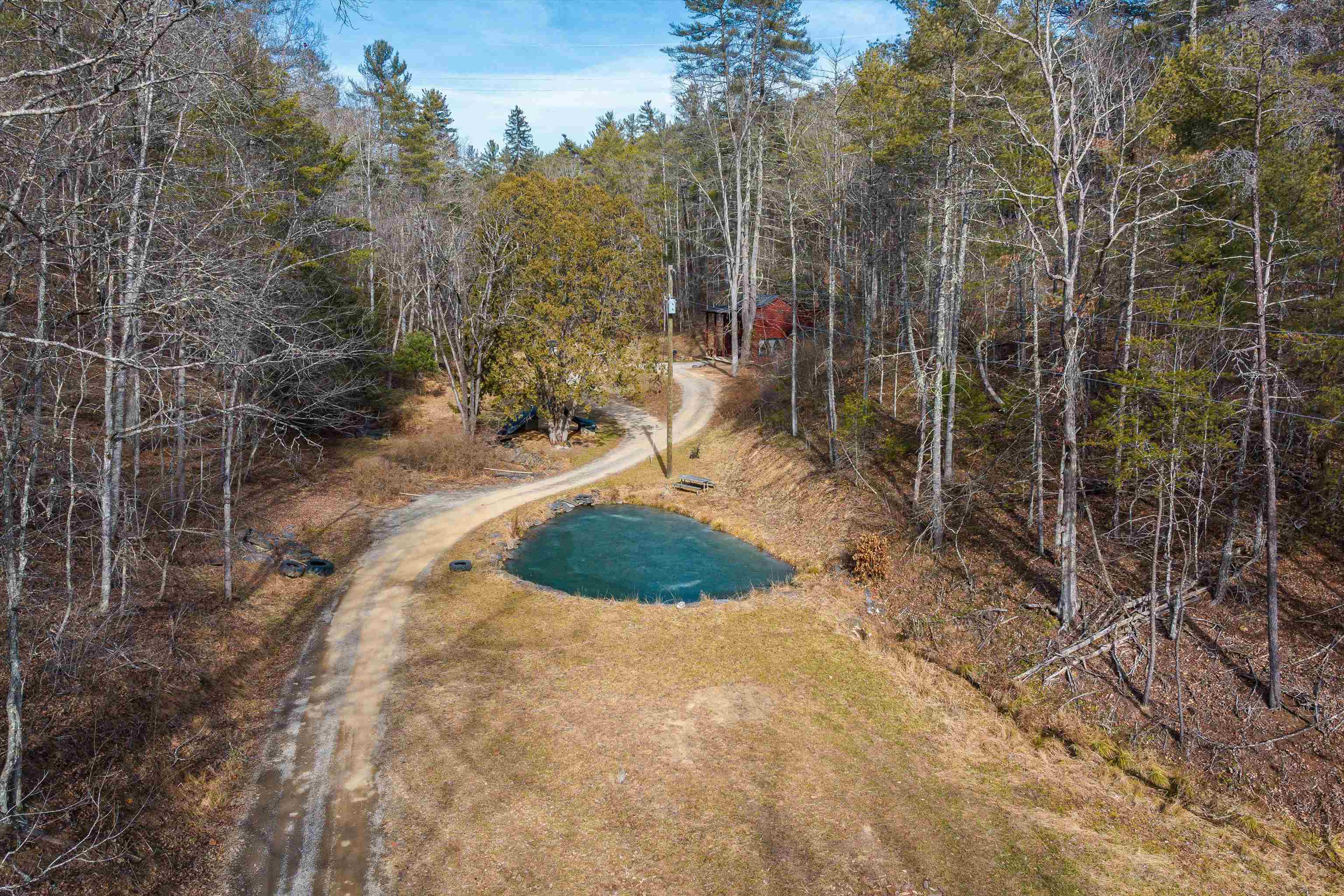 595 Deerfield Valley Rd