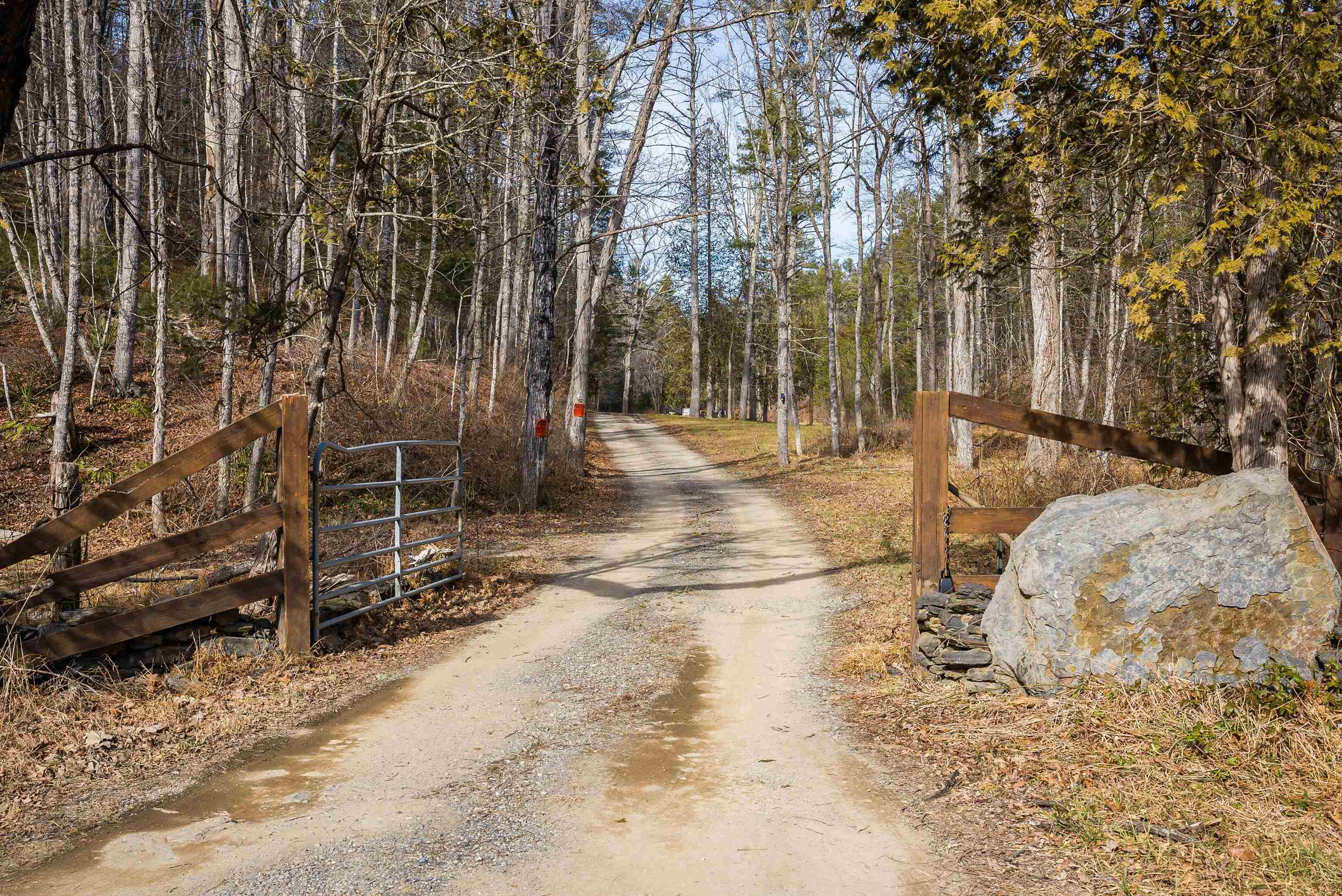 595 Deerfield Valley Rd