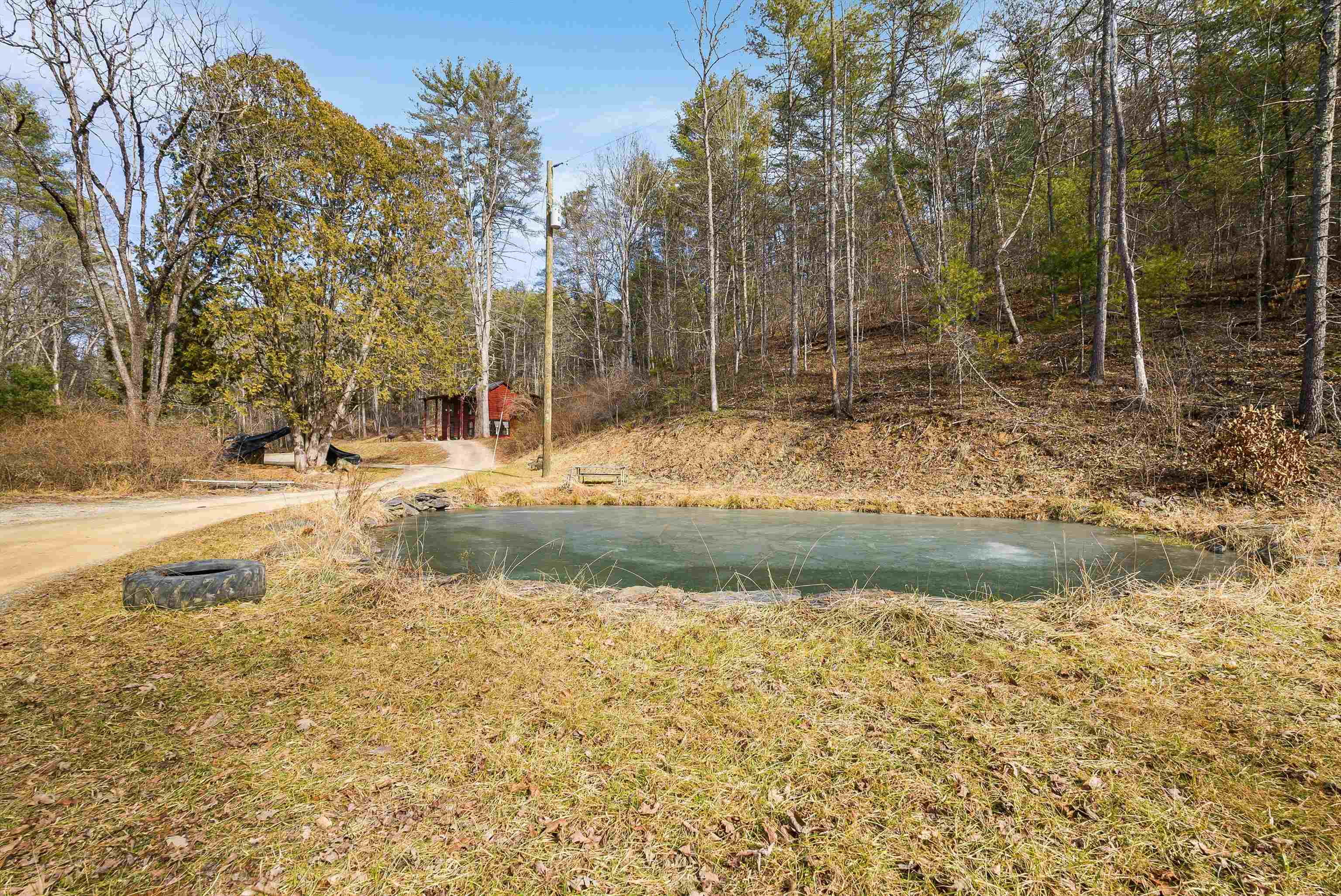 595 Deerfield Valley Rd