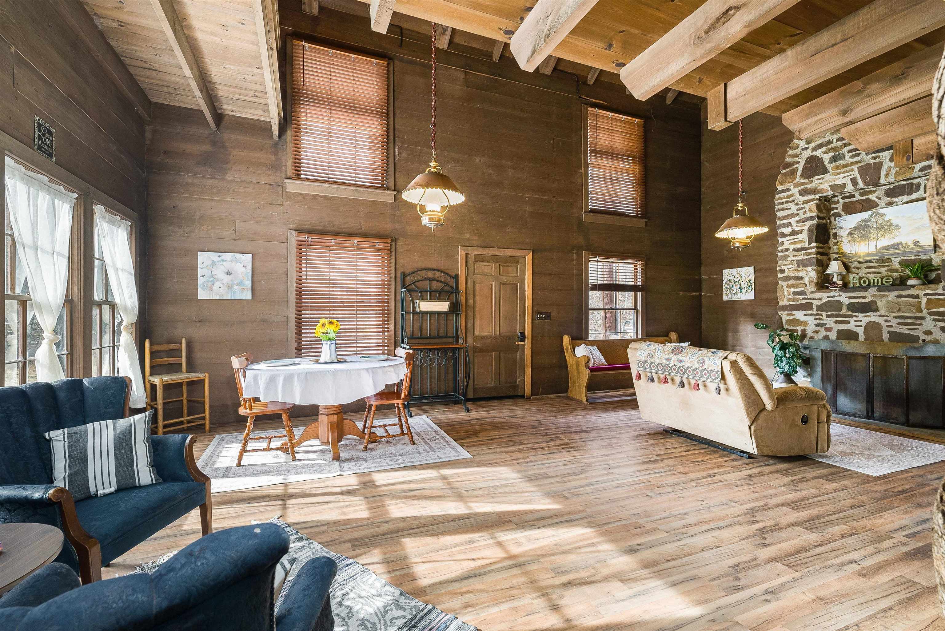 595 Deerfield Valley Rd