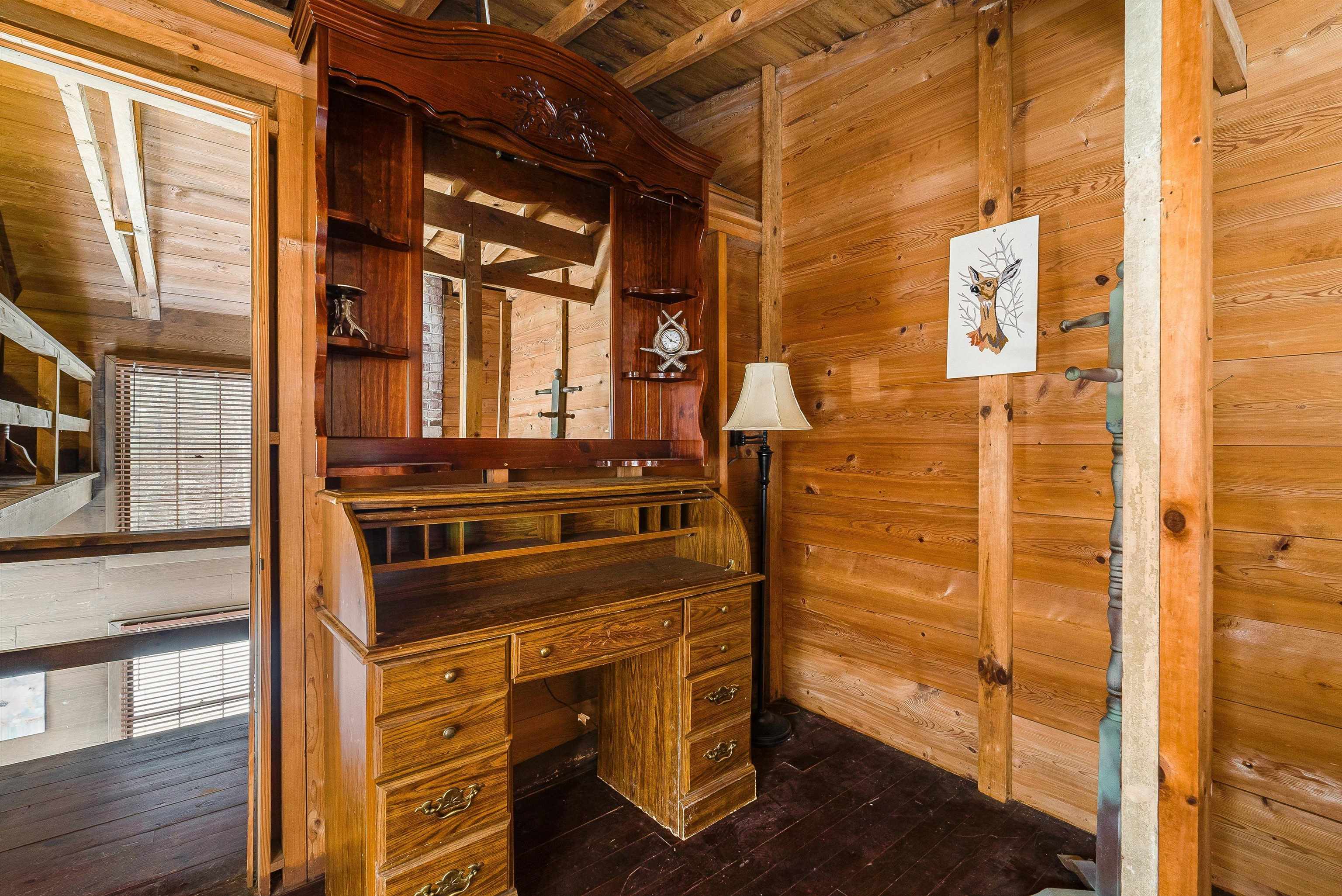 595 Deerfield Valley Rd