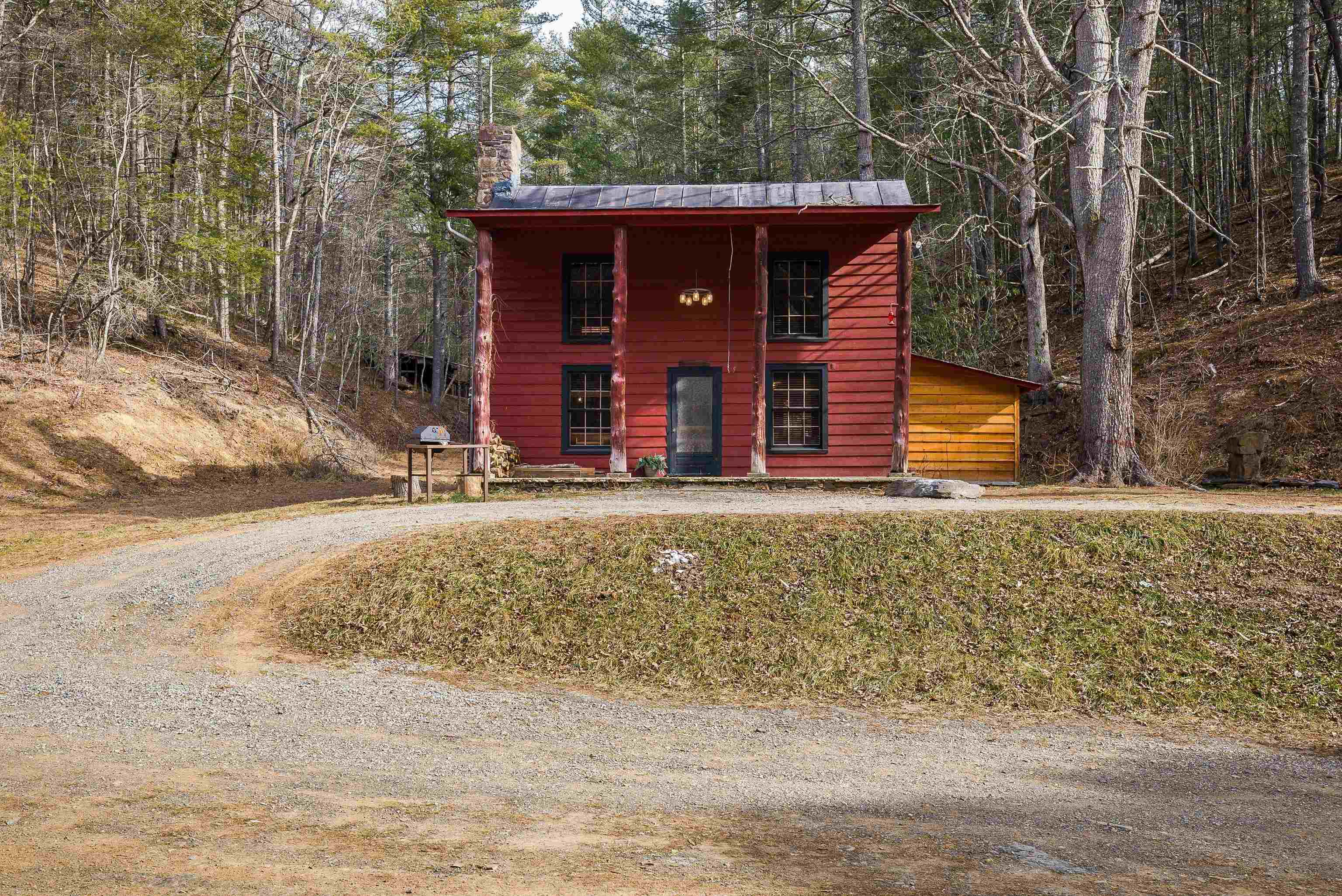 595 Deerfield Valley Rd