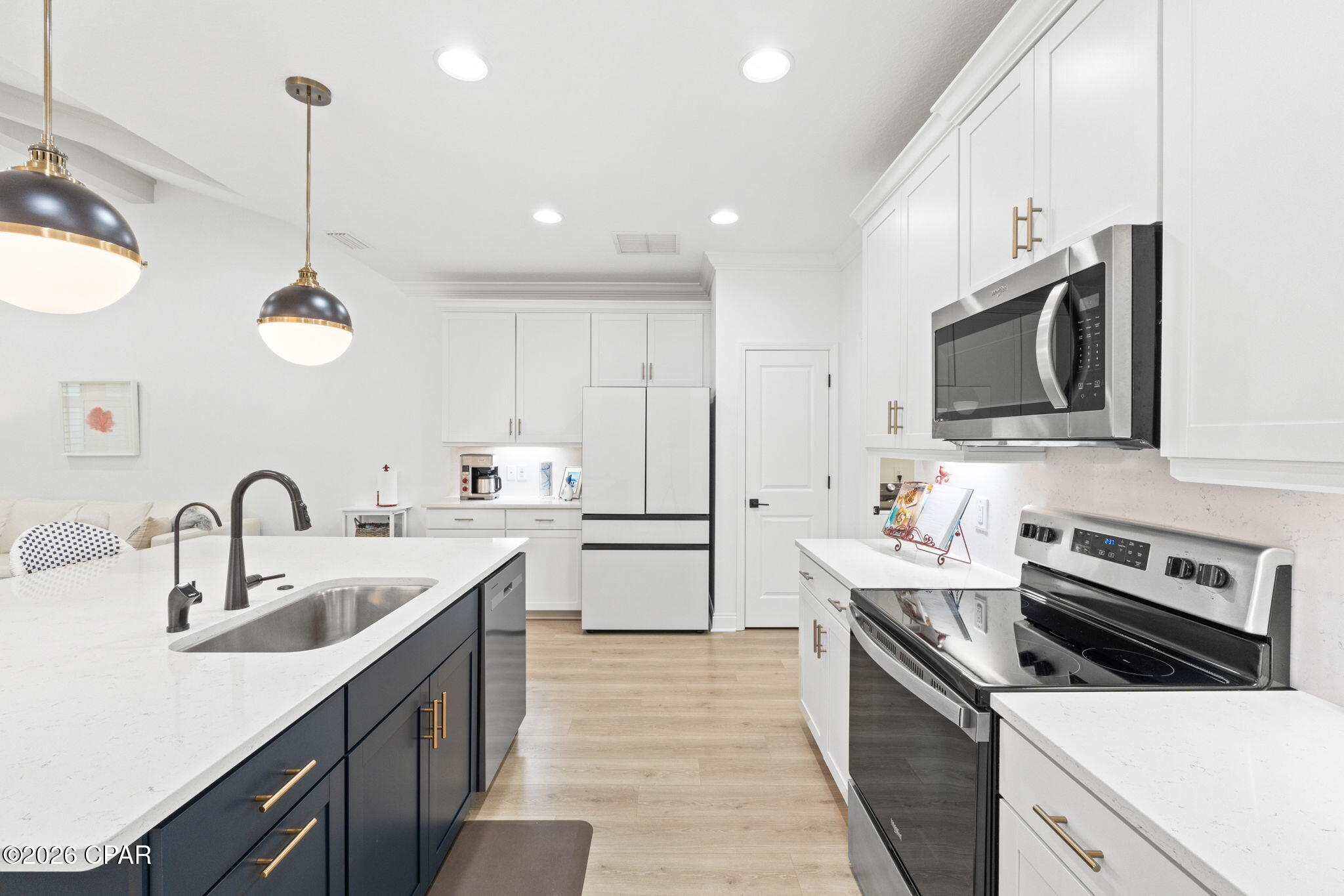 Image 6 For 9284 Cool Breeze Drive