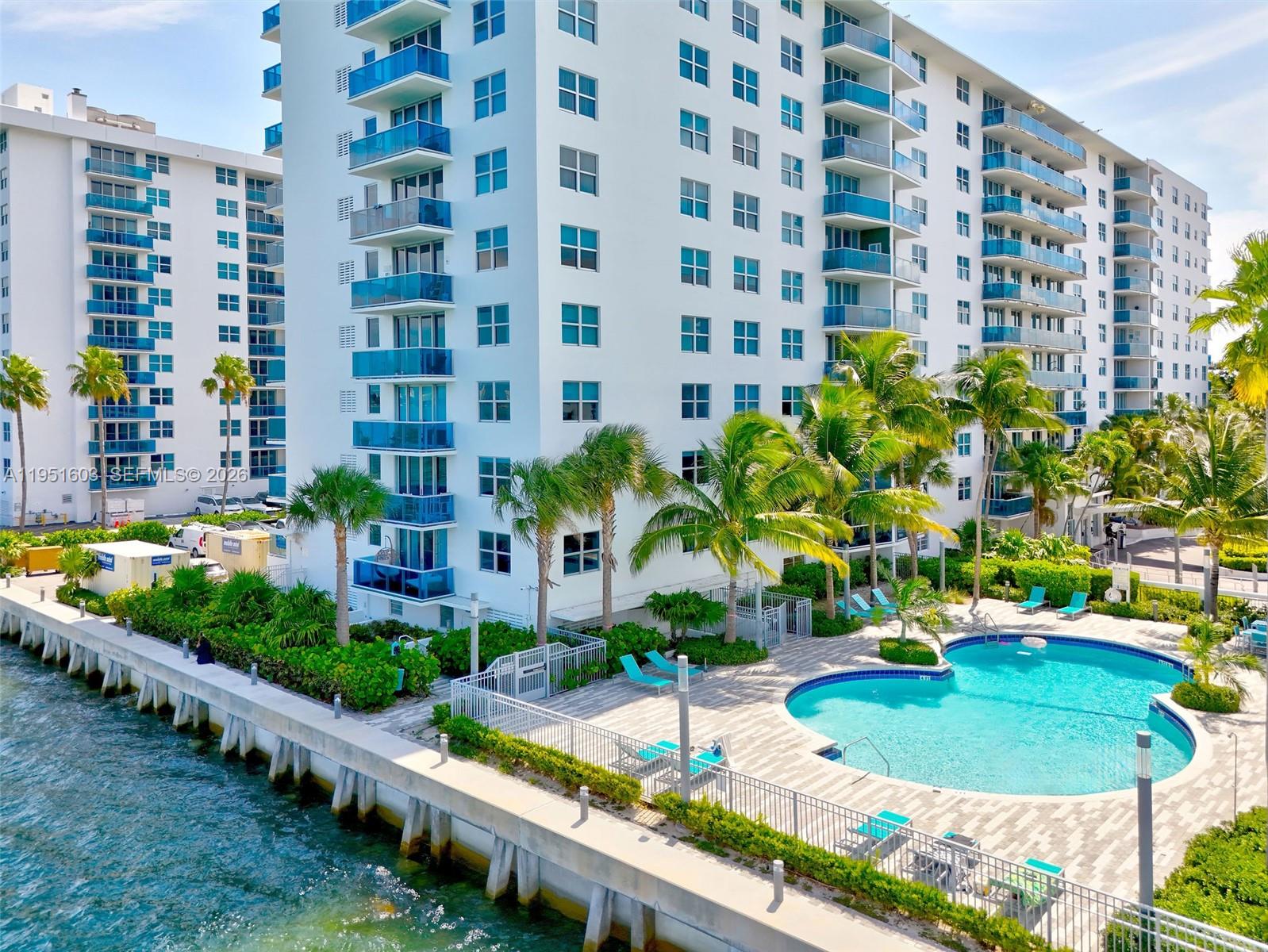 Treasures On The Bay II C