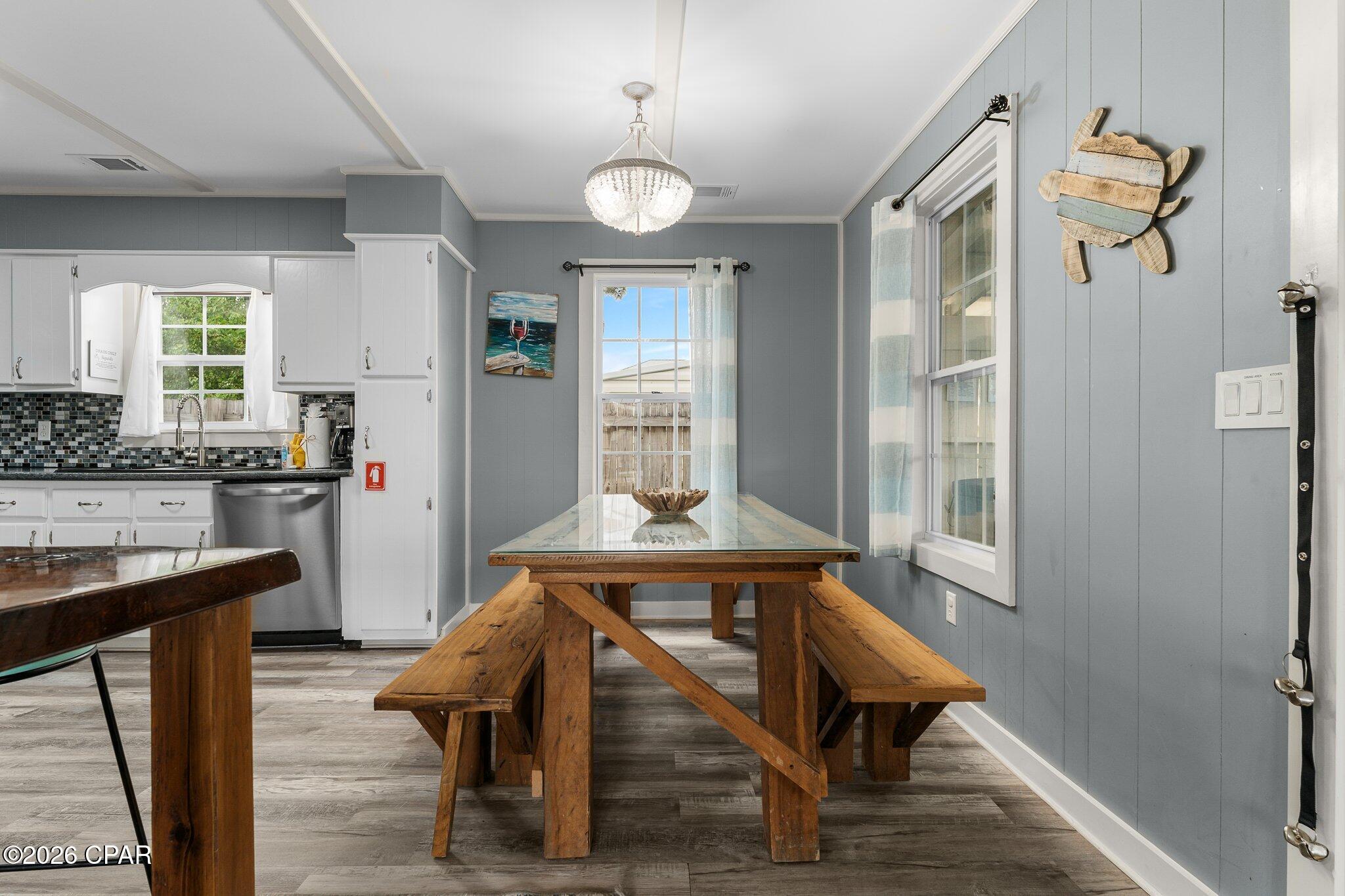 Image 15 For 5722 Pinetree Avenue