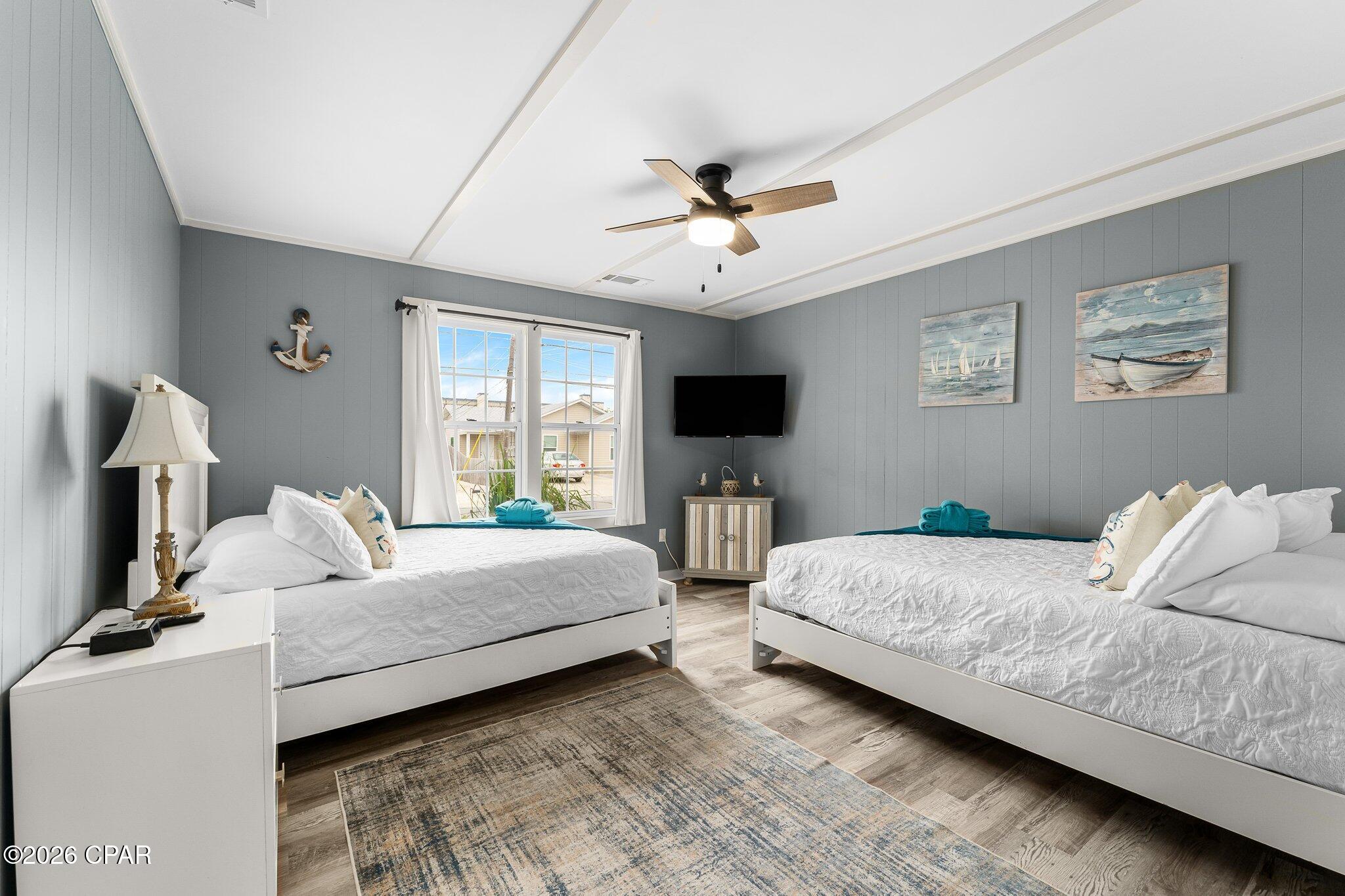 Image 20 For 5722 Pinetree Avenue