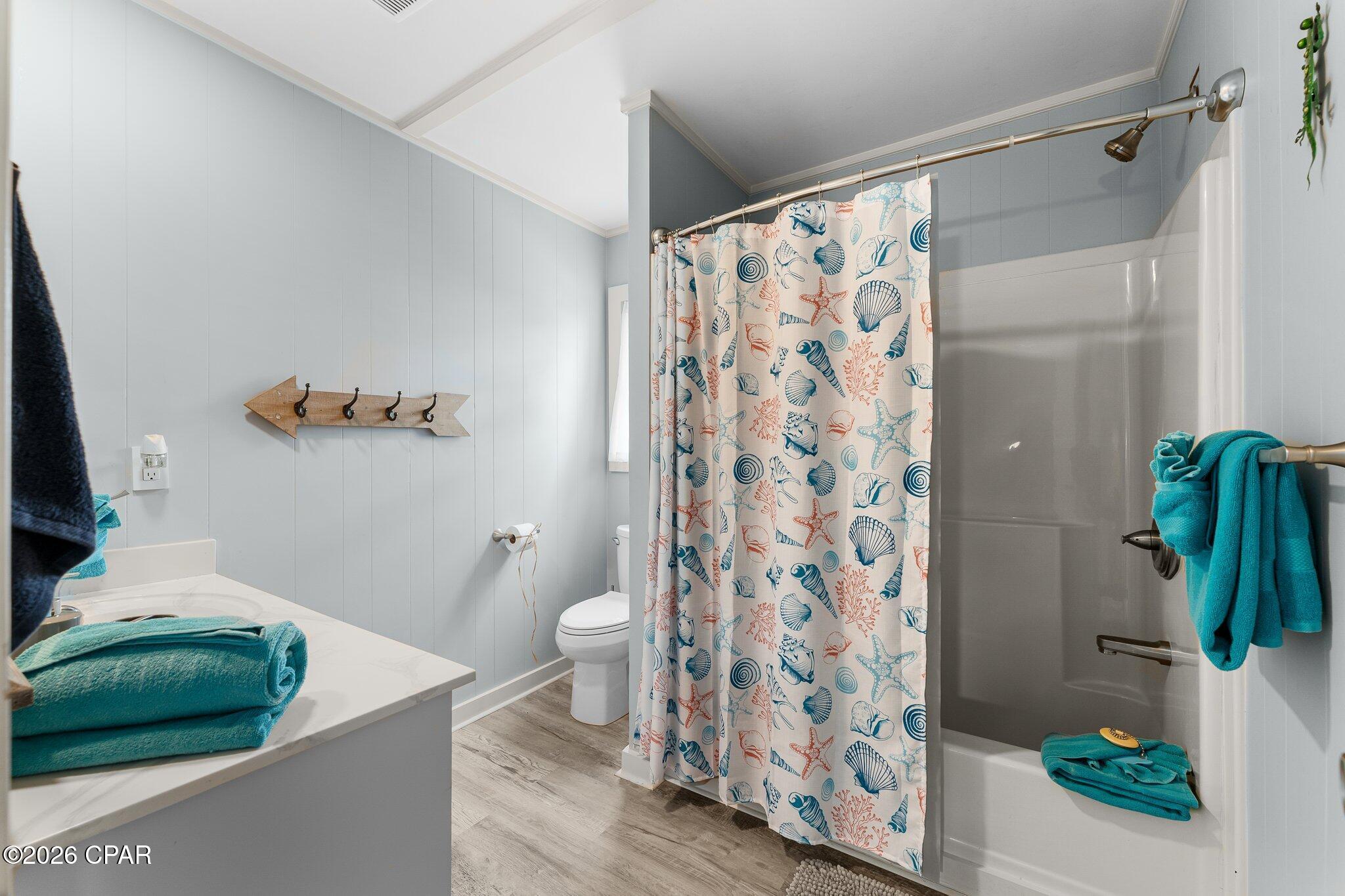 Image 36 For 5722 Pinetree Avenue