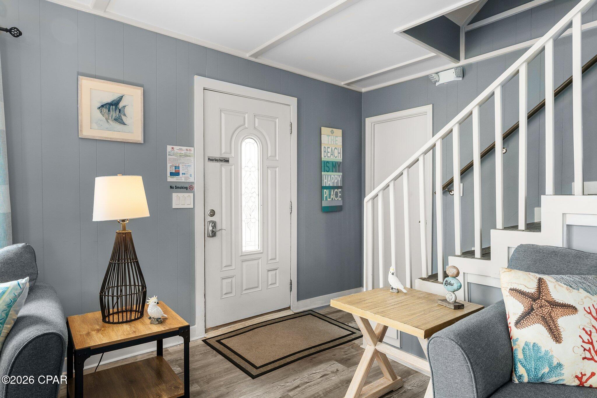 Image 8 For 5722 Pinetree Avenue