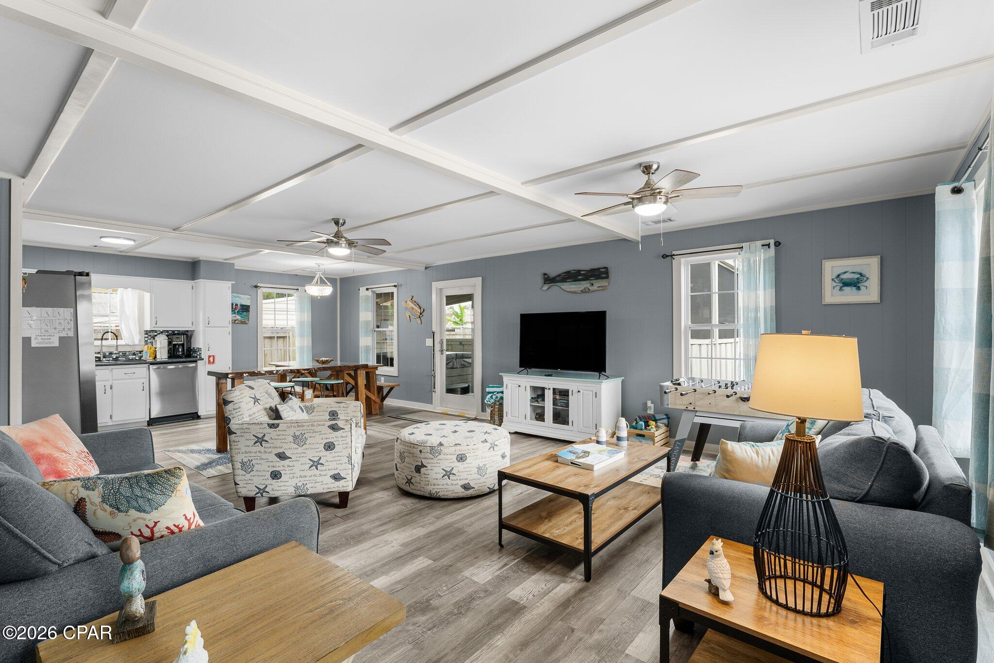 Image 9 For 5722 Pinetree Avenue