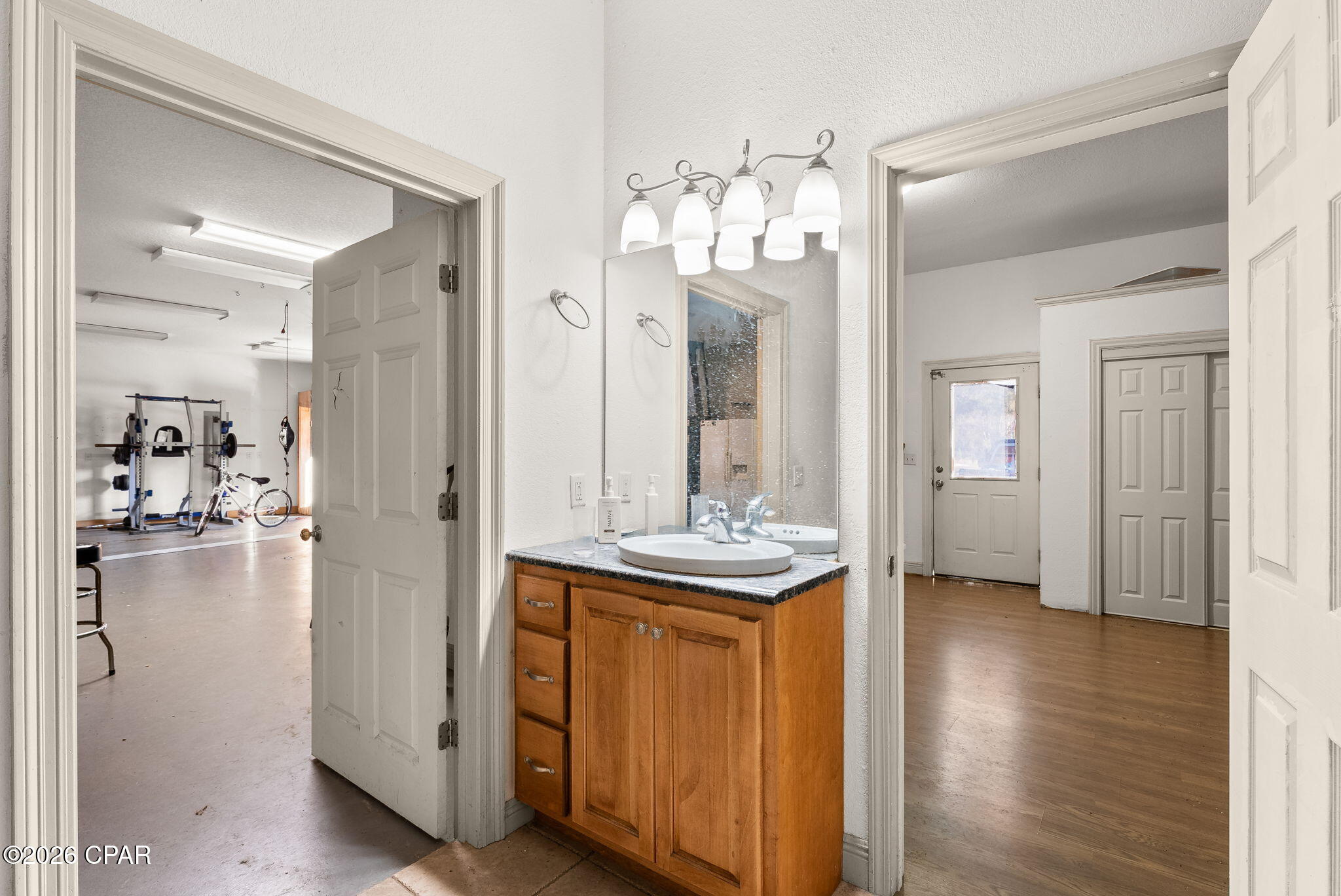 Image 41 For 101 White Oaks Boulevard