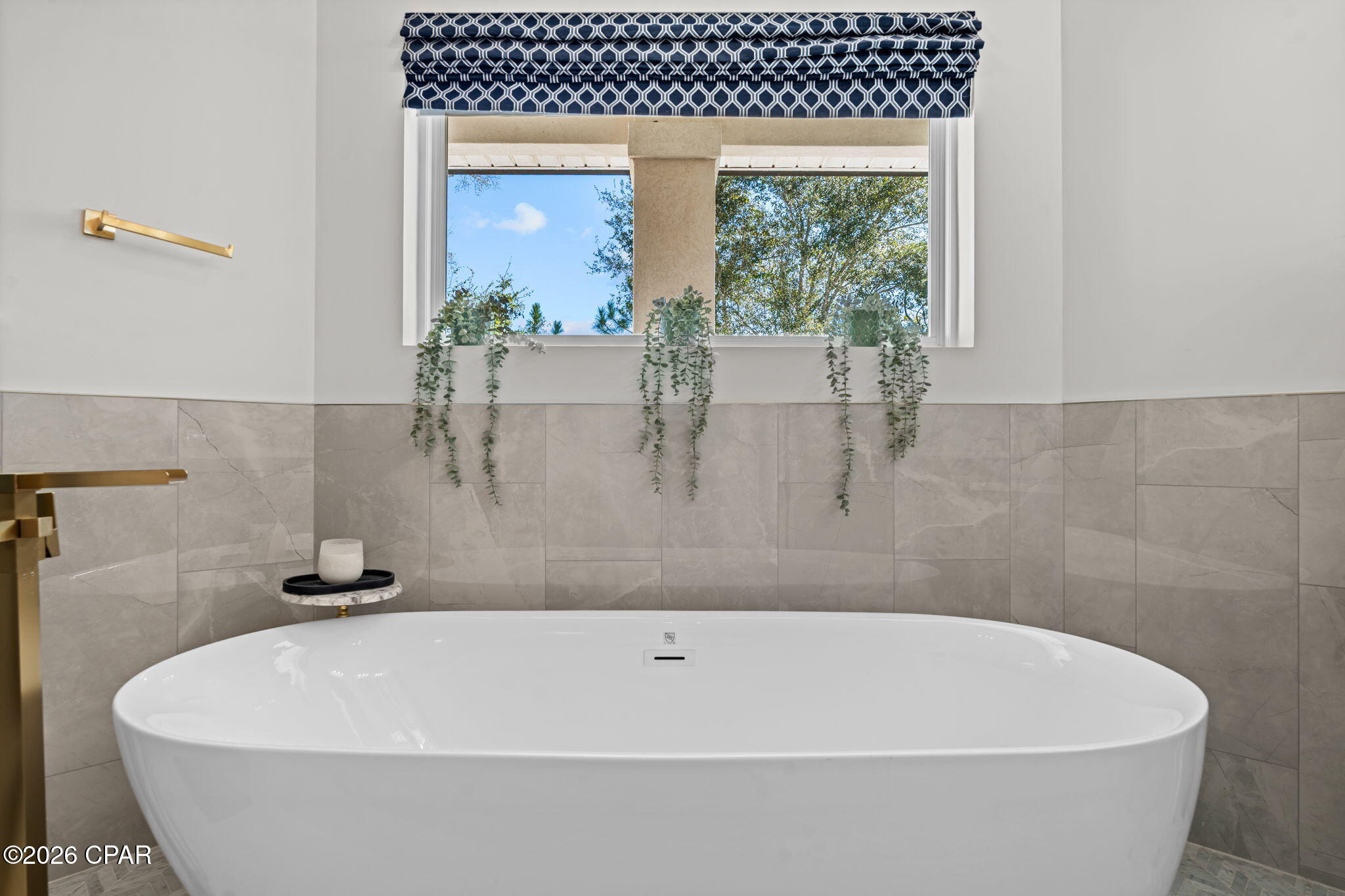 Listing photo id 53 for 1324 10th Street