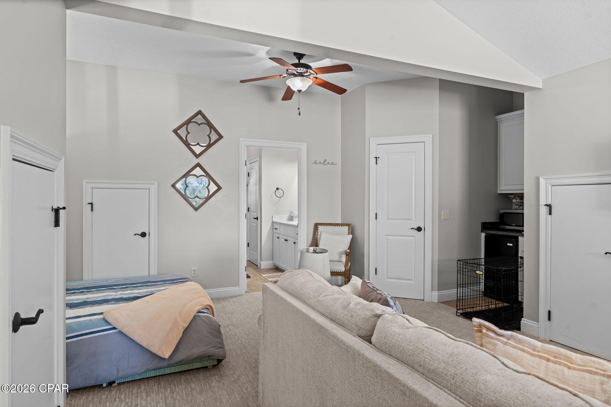 Listing photo id 74 for 1324 10th Street