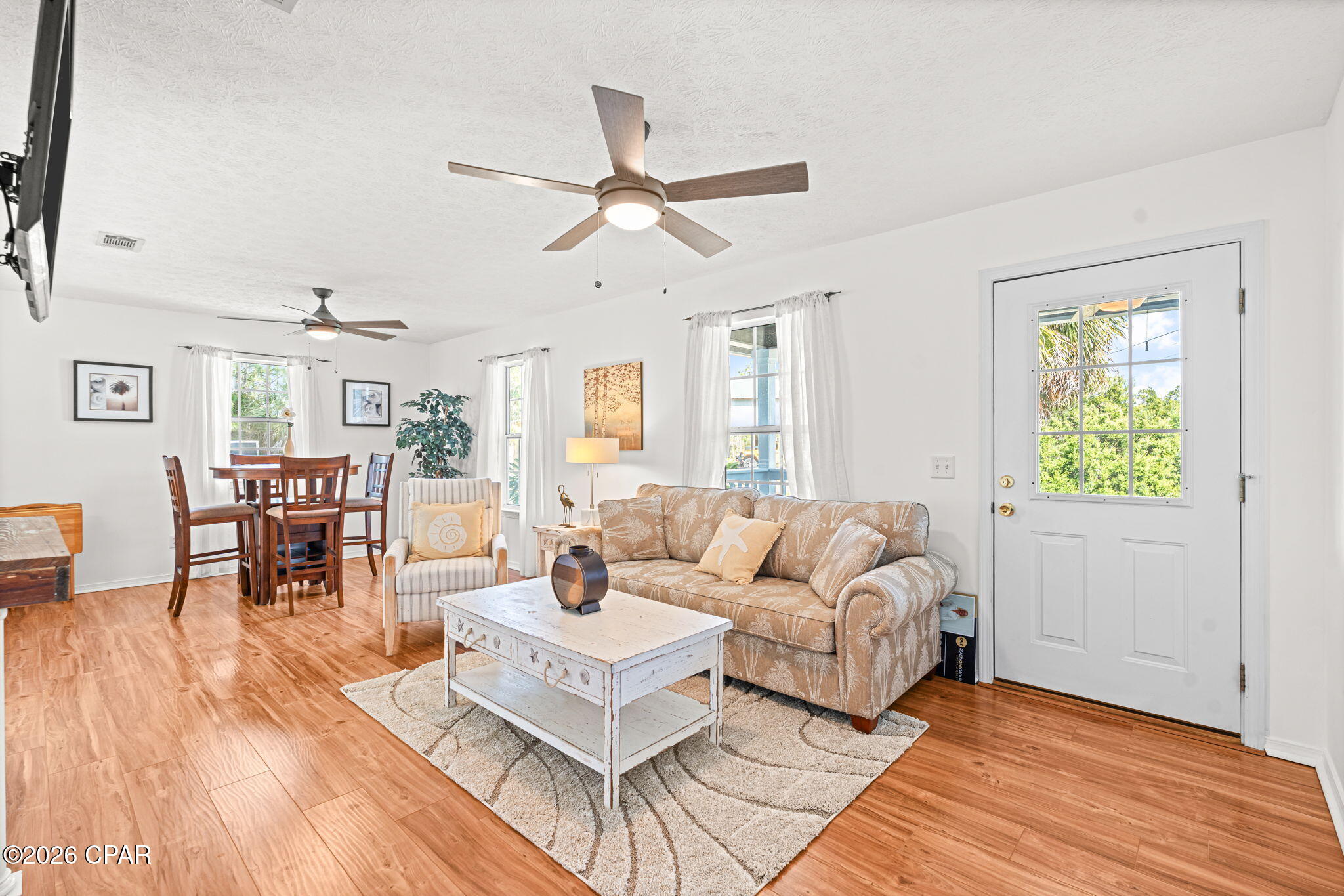 Image 3 For 197 Palm Breeze Way