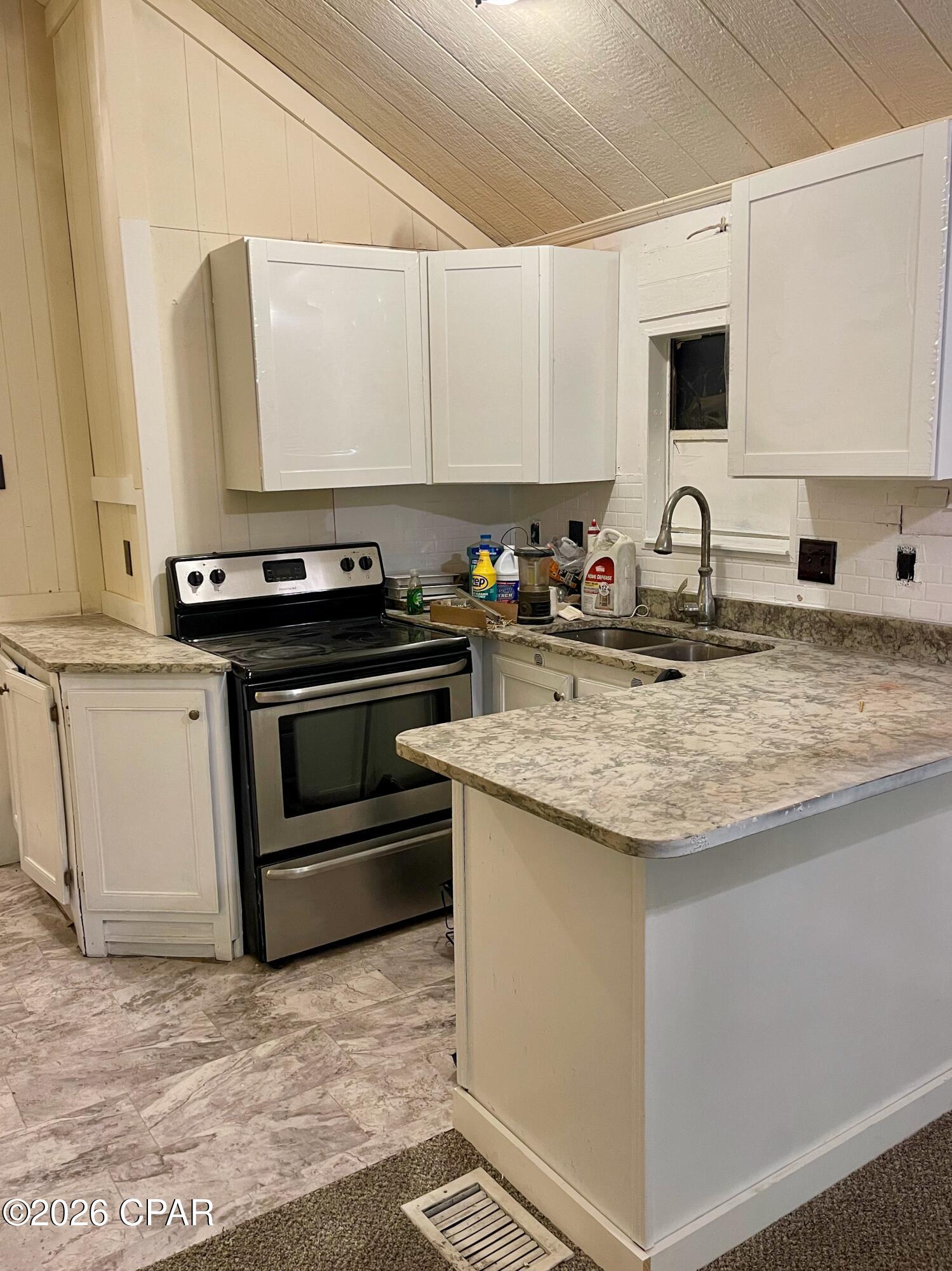 Homes for sale in Panama City, FL | 1219 Thomas Dr #95, Panama City, FL 32408 | MLS# 784175