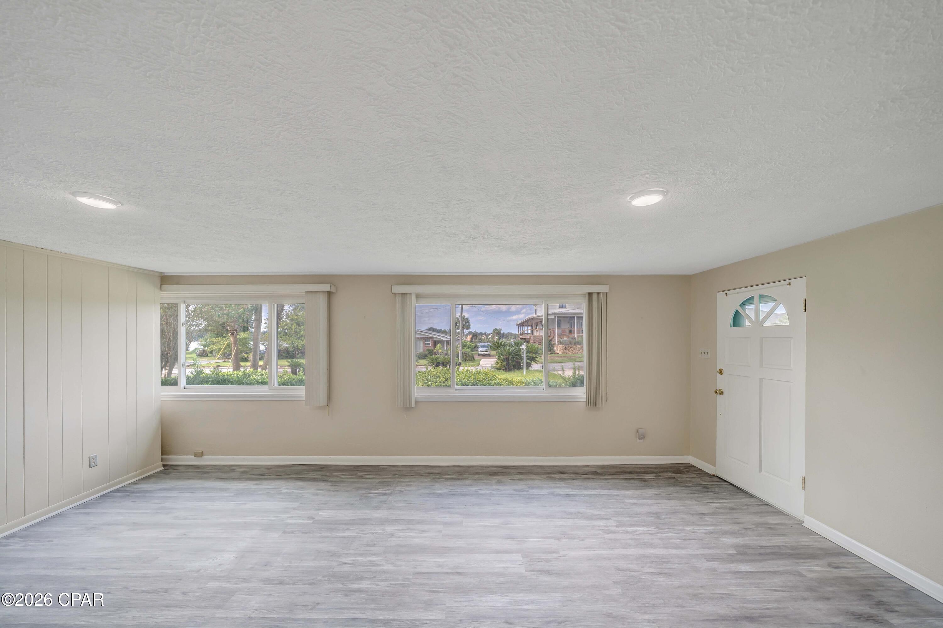 Image 6 For 4736 Sunset Drive