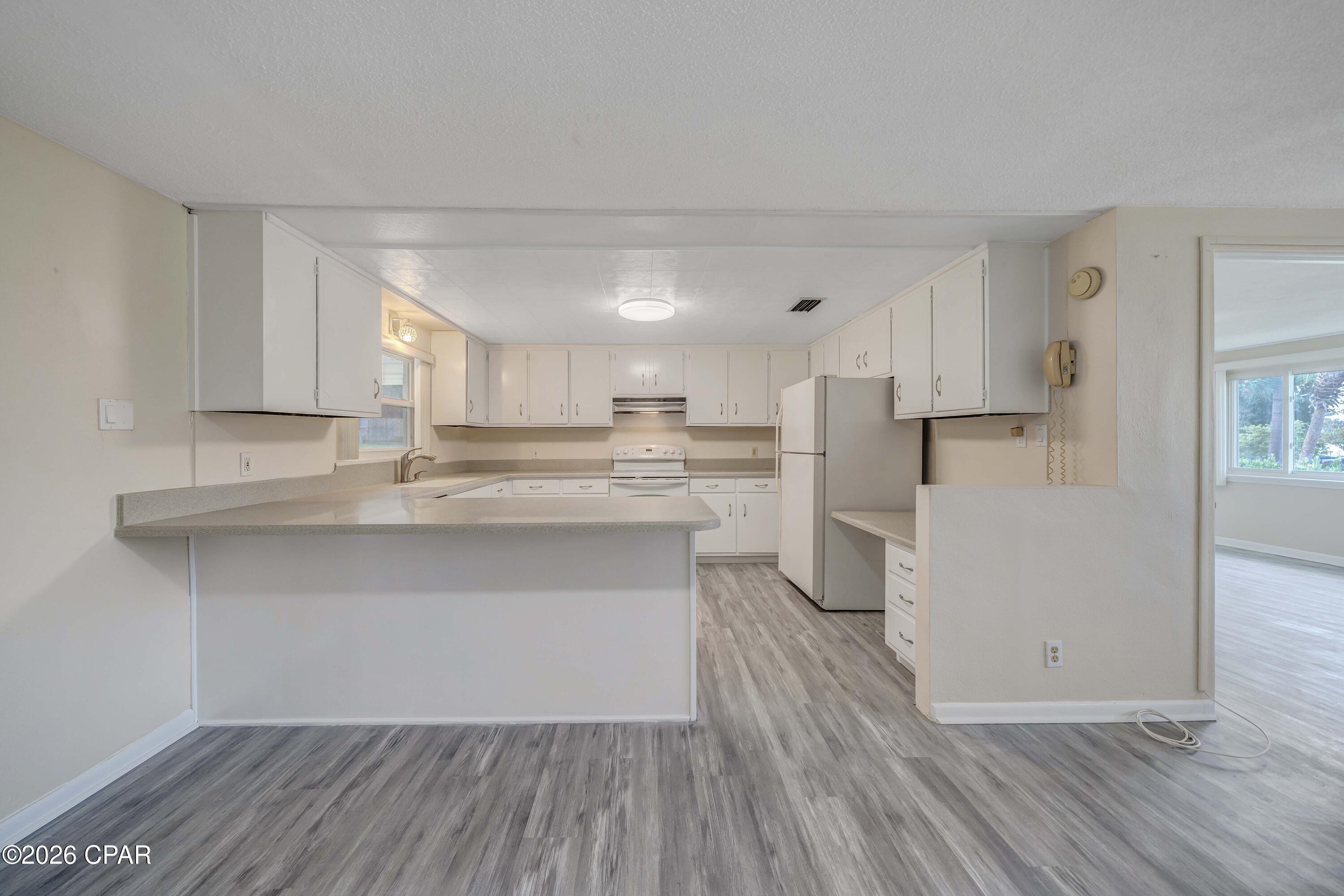 Image 8 For 4736 Sunset Drive