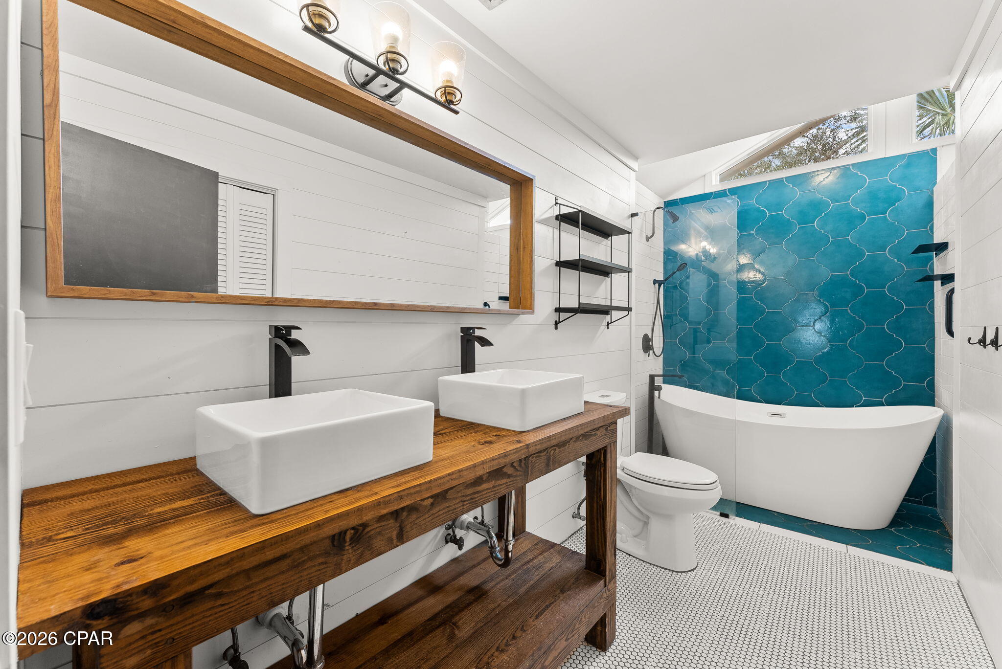 Image 33 For 916 Cobia Drive