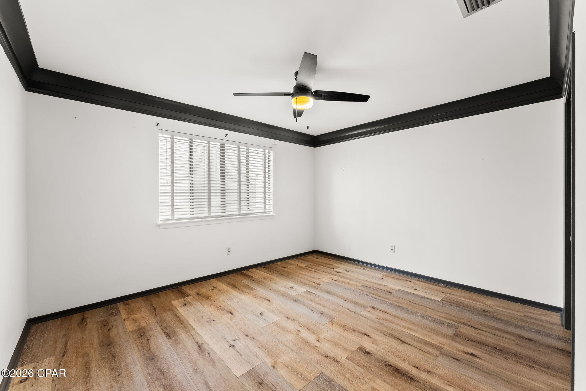 Image 38 For 916 Cobia Drive