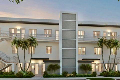 Landmark At Doral Condo N