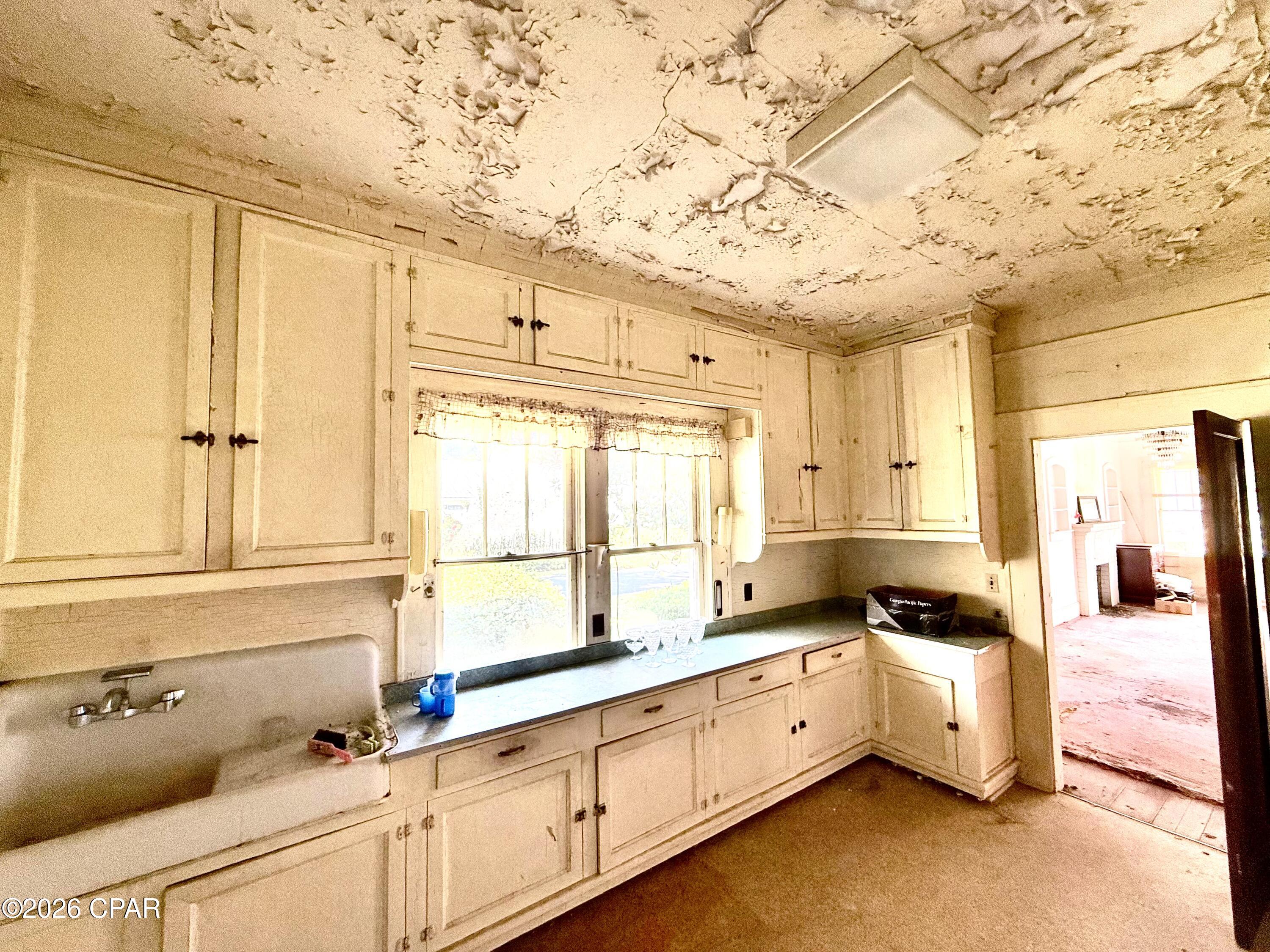 Image 13 For 500 Morgan Avenue