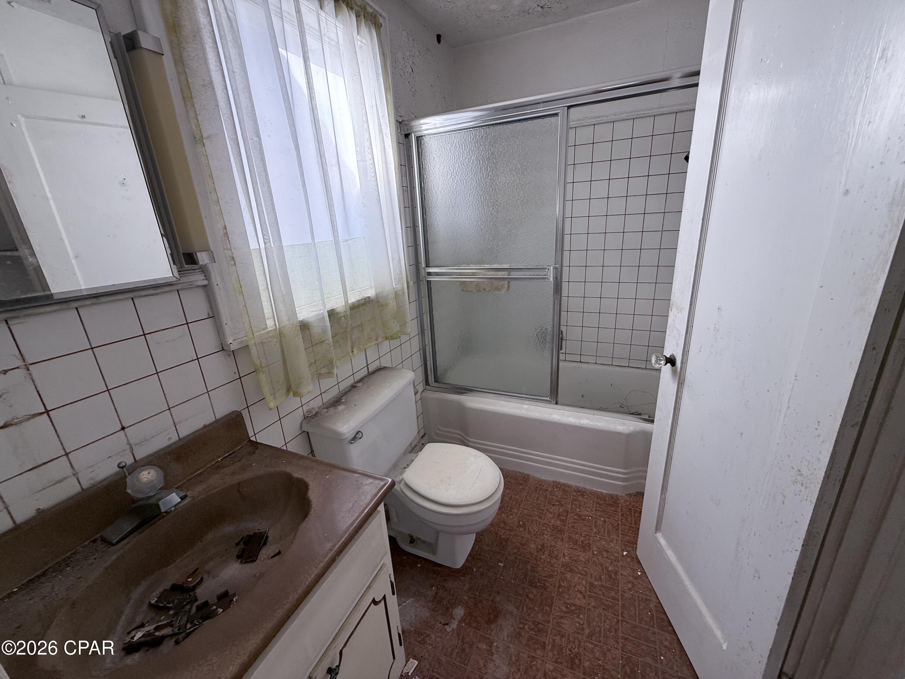 Image 24 For 500 Morgan Avenue