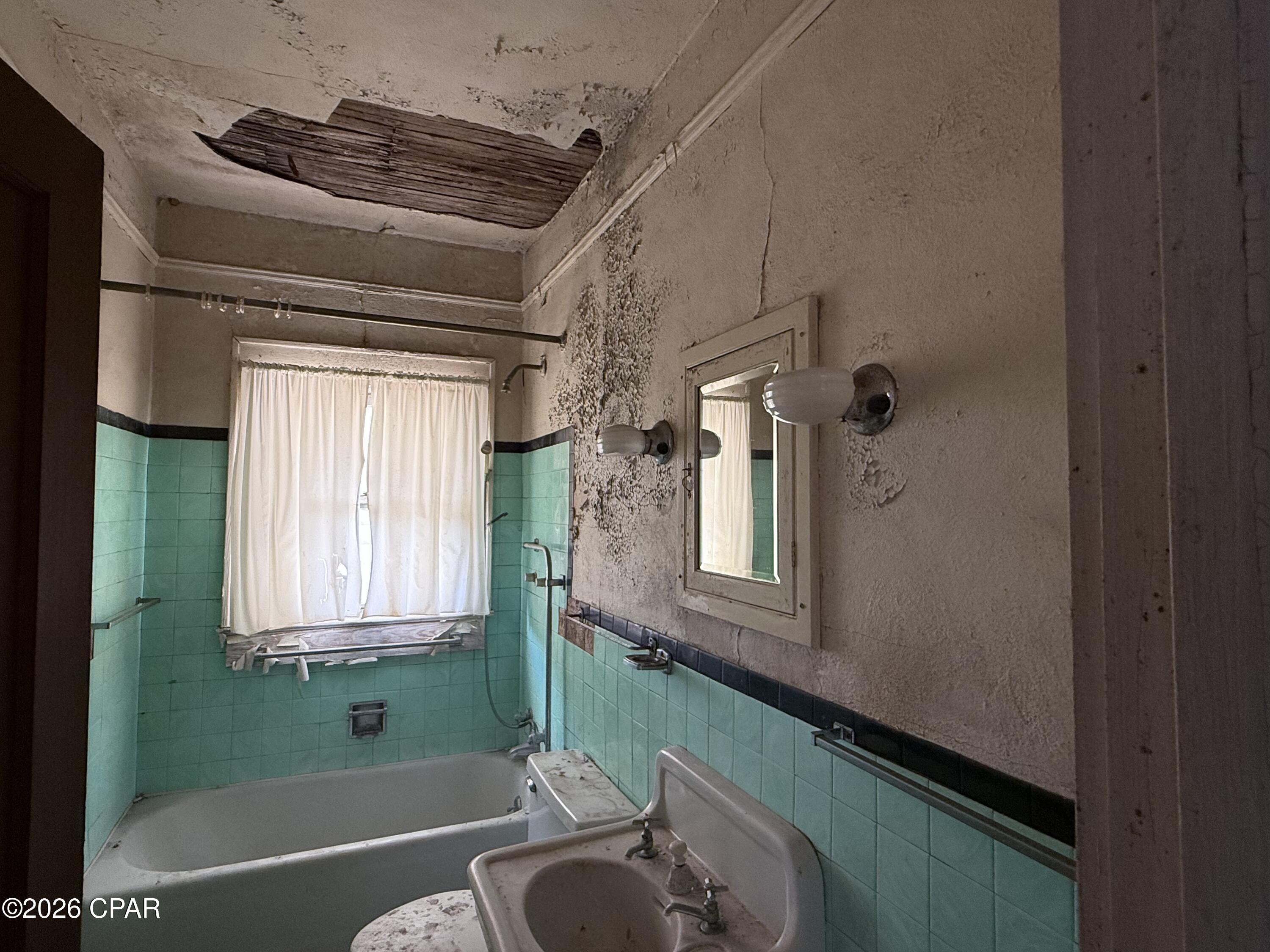 Image 31 For 500 Morgan Avenue