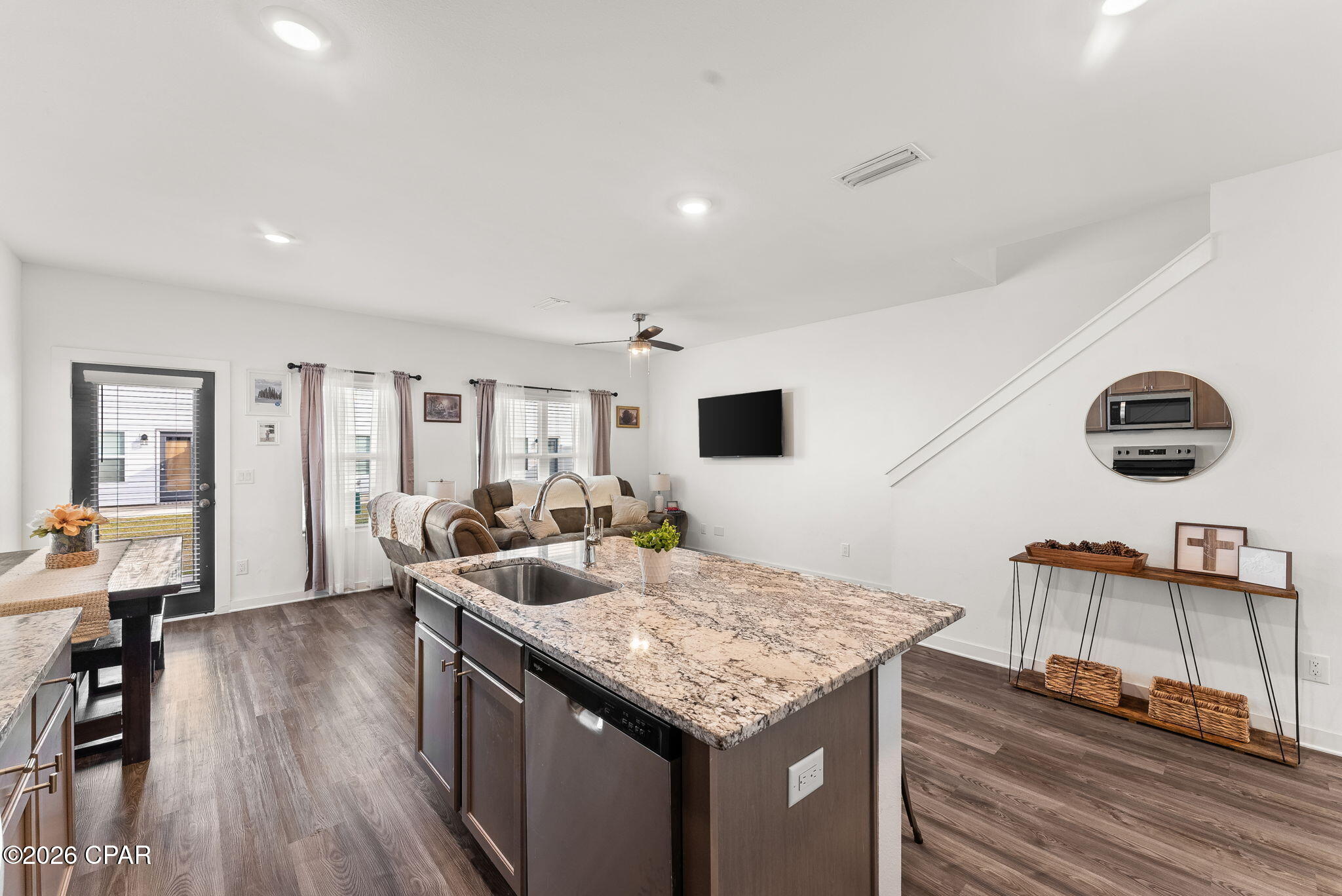 Image 8 For 5899 Tyndall Parkway