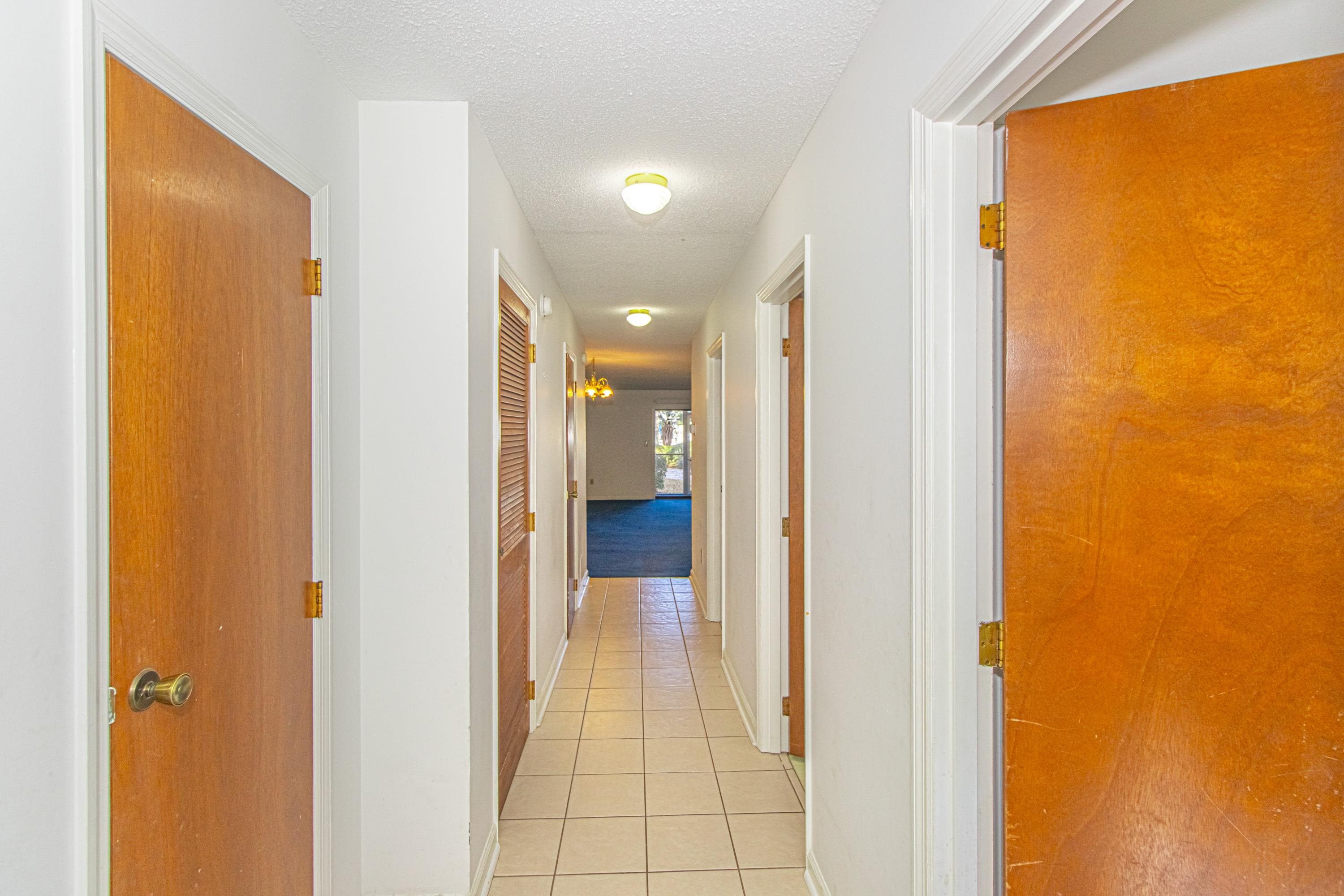 2602342 | Photo 23