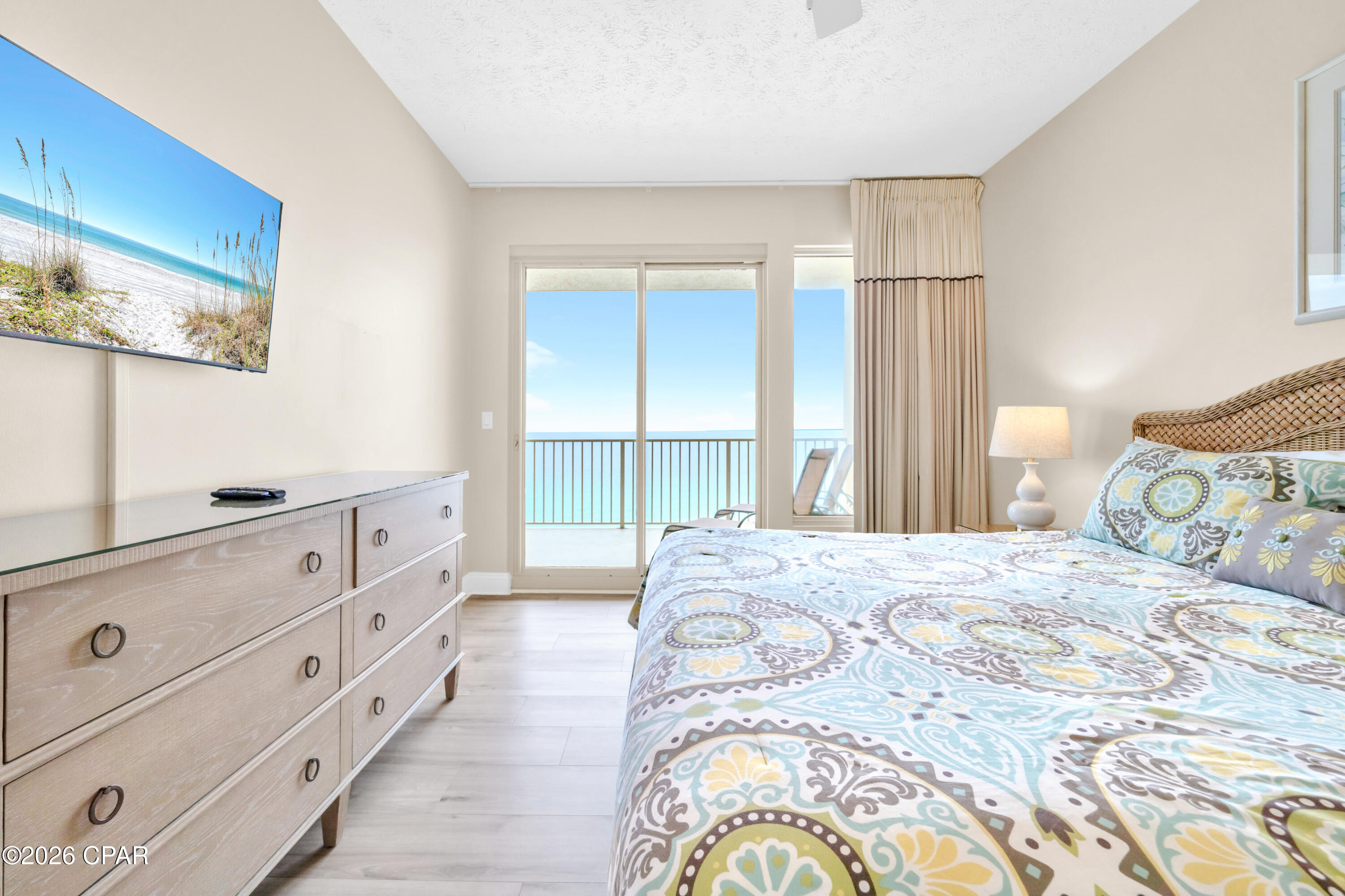 Image 15 For 8715 Surf Drive 1404