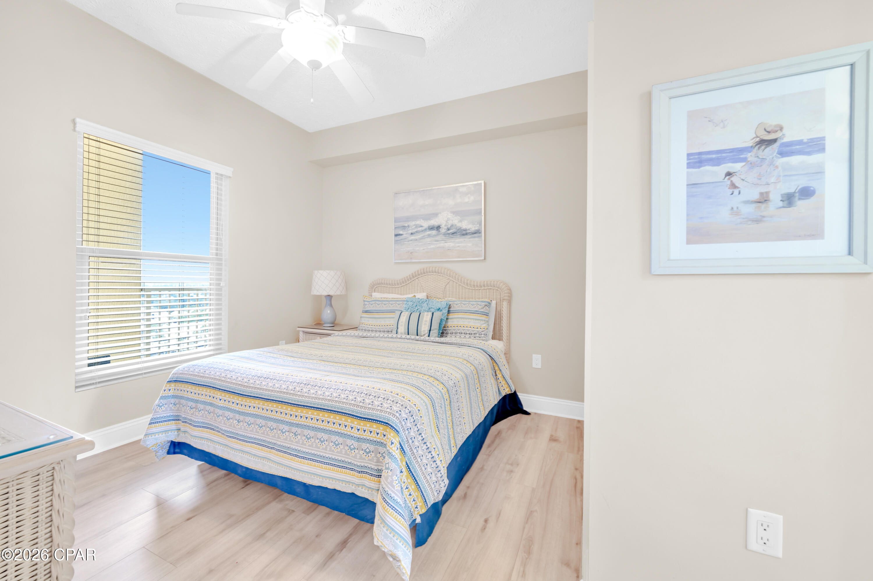 Image 20 For 8715 Surf Drive 1404