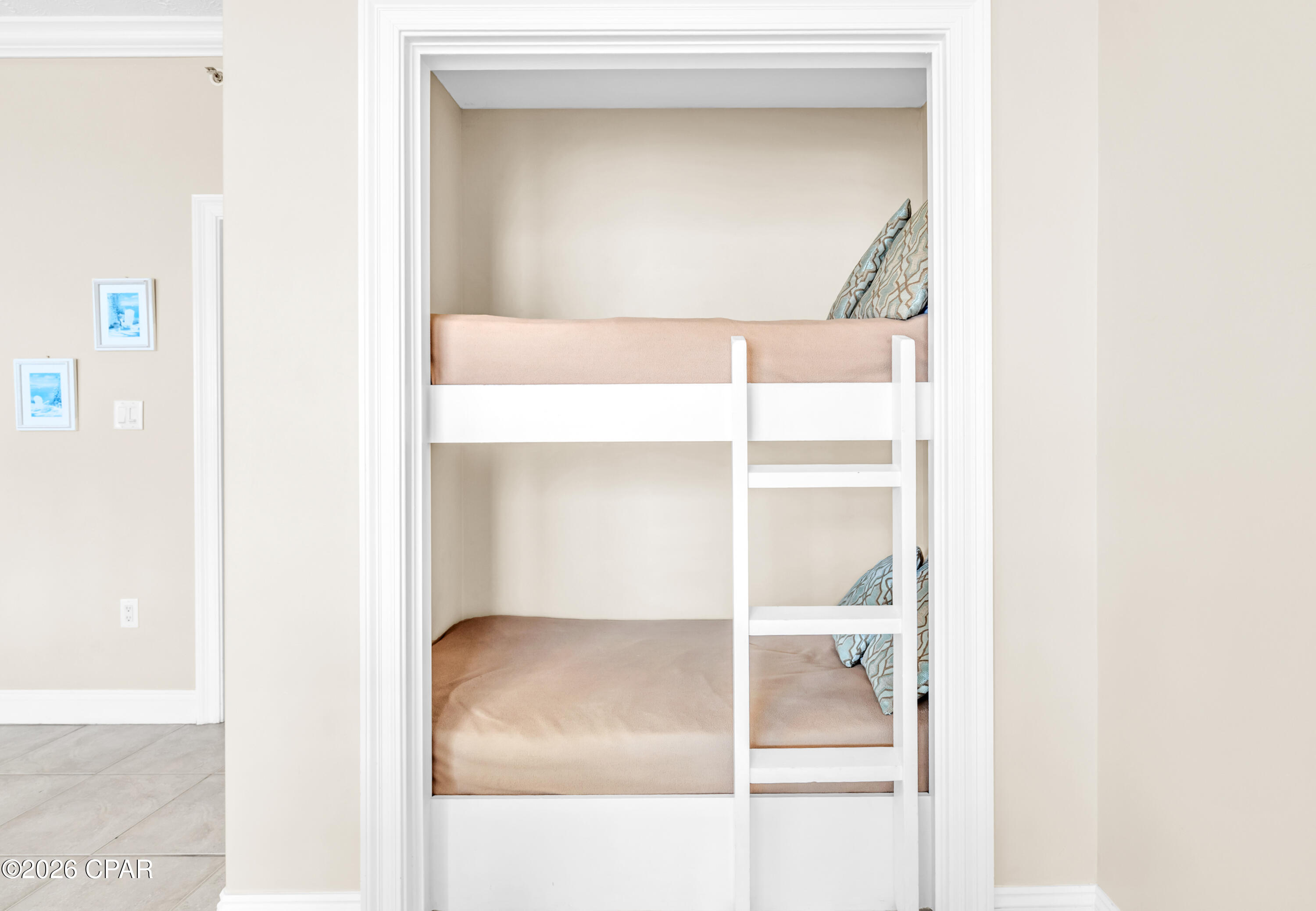 Image 28 For 8715 Surf Drive 1404