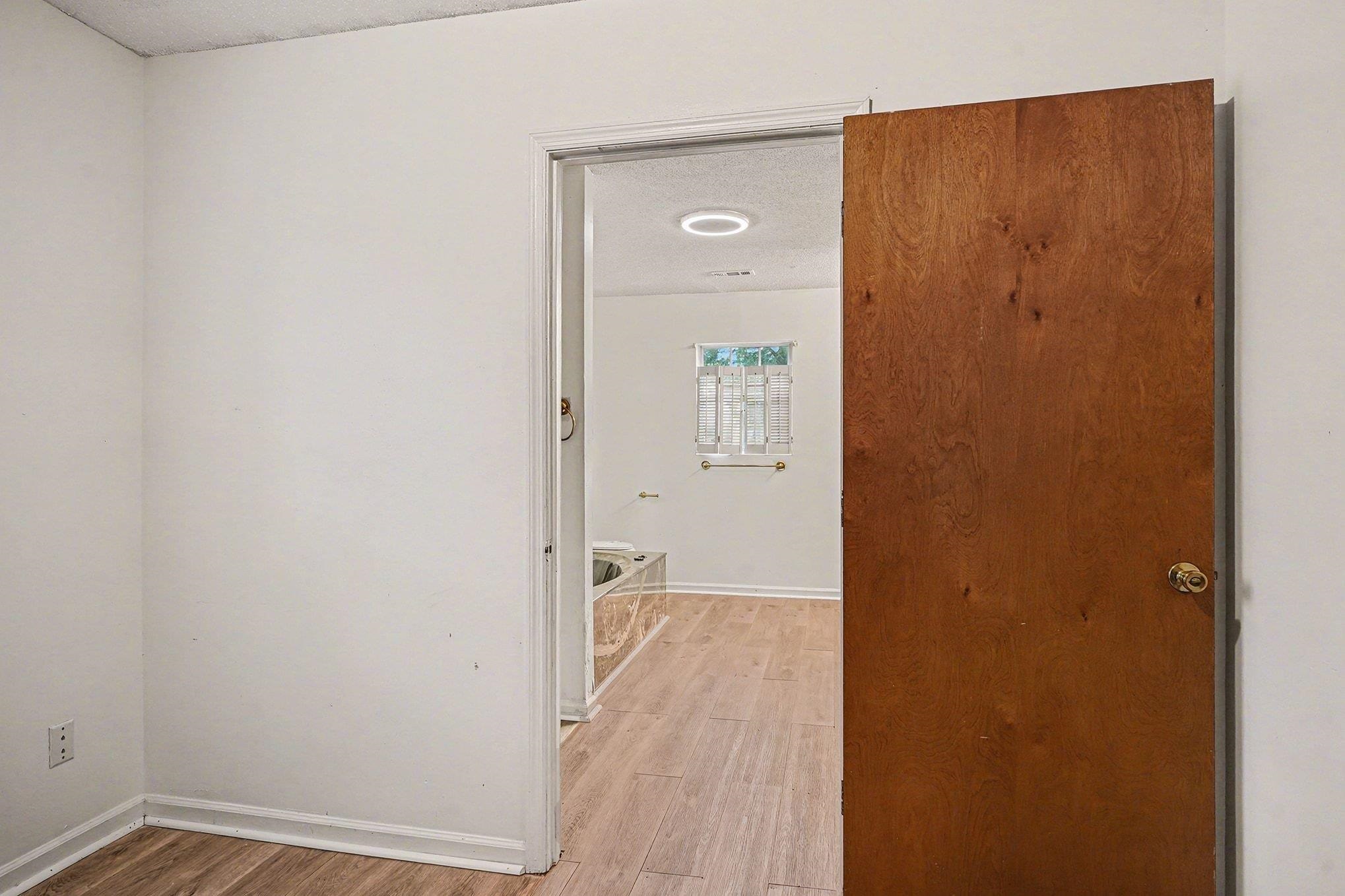 2602344 | Photo 20