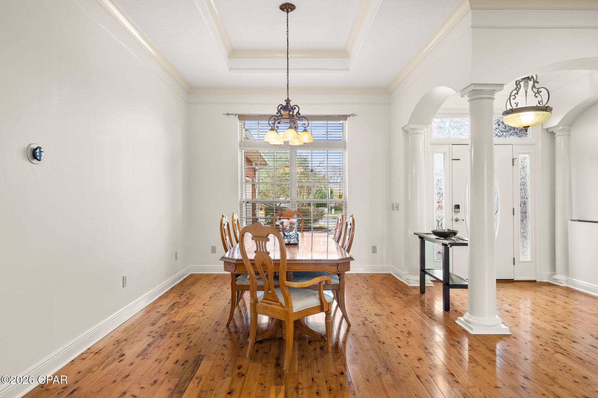 Listing photo id 13 for 140 Cottonwood Circle