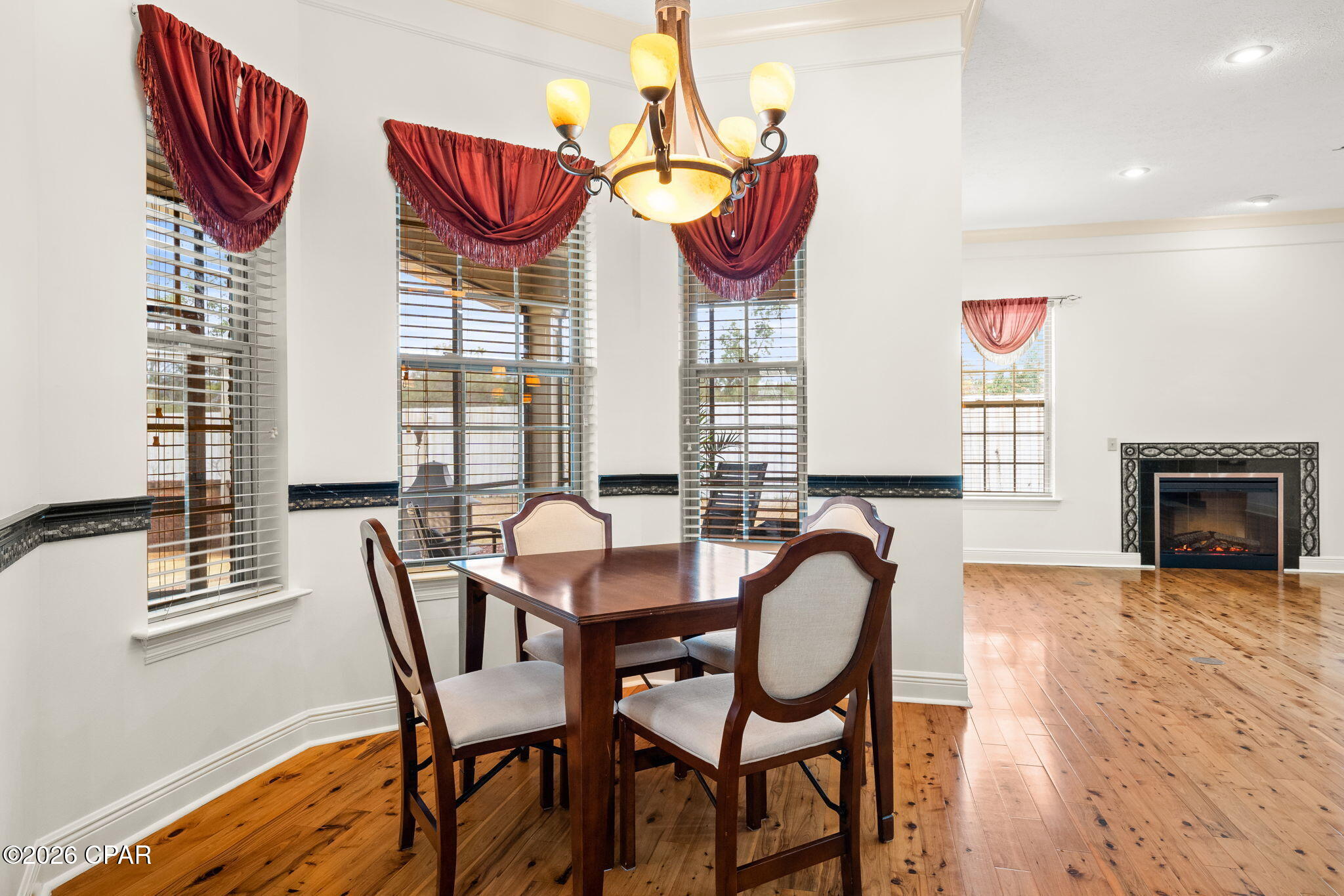 Image 28 For 140 Cottonwood Circle