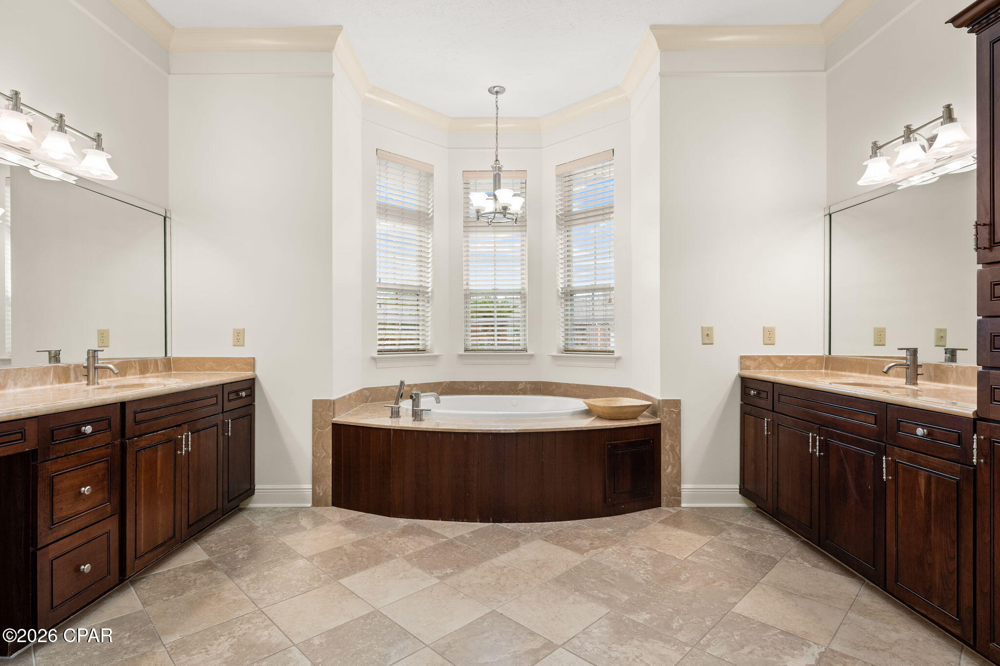 Image 45 For 140 Cottonwood Circle