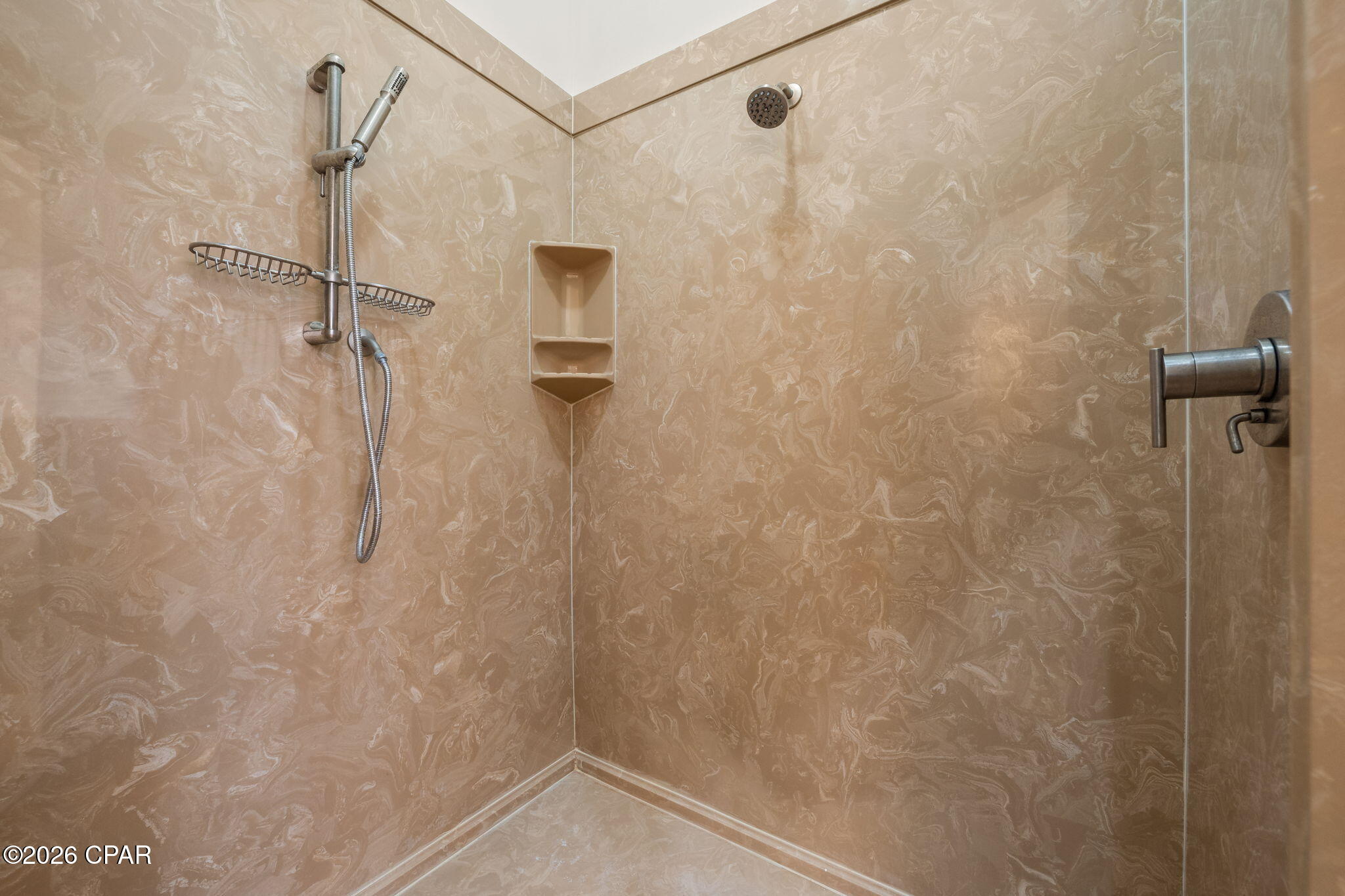 Listing photo id 46 for 140 Cottonwood Circle