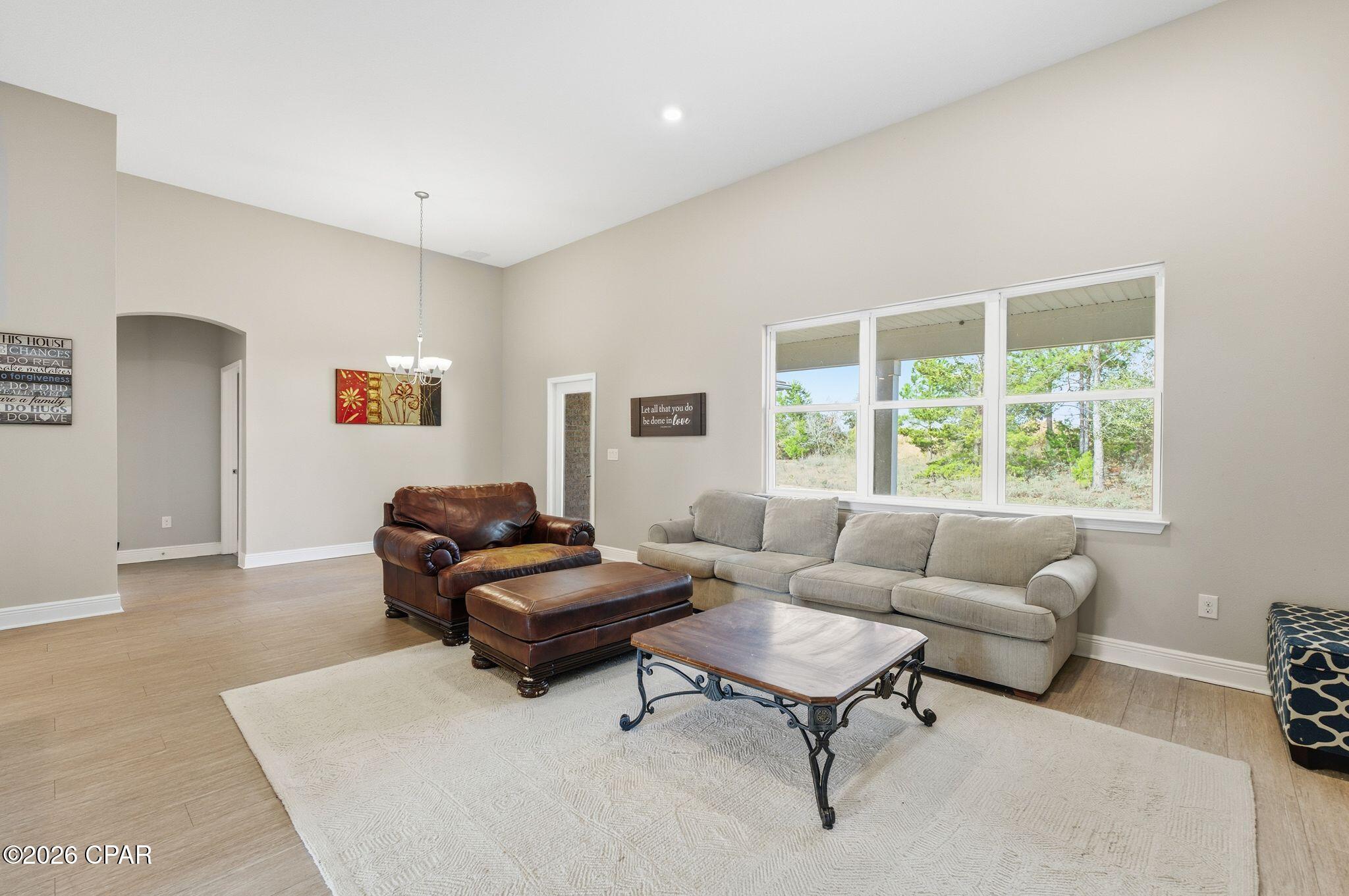 Image 3 For 334 Tournament Lane