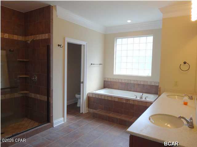 Image 24 For 13920 Woodland Road