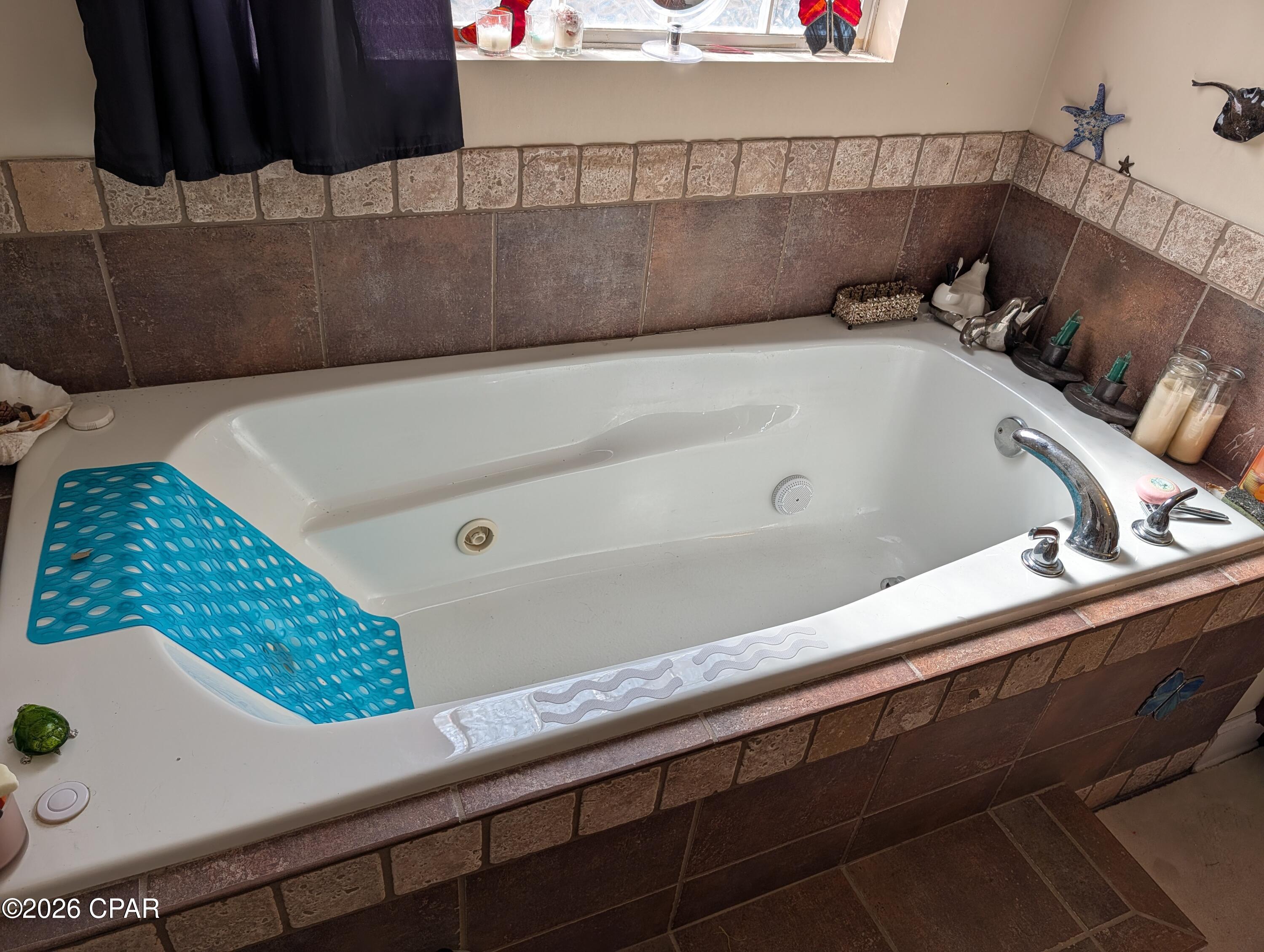 Image 27 For 13920 Woodland Road