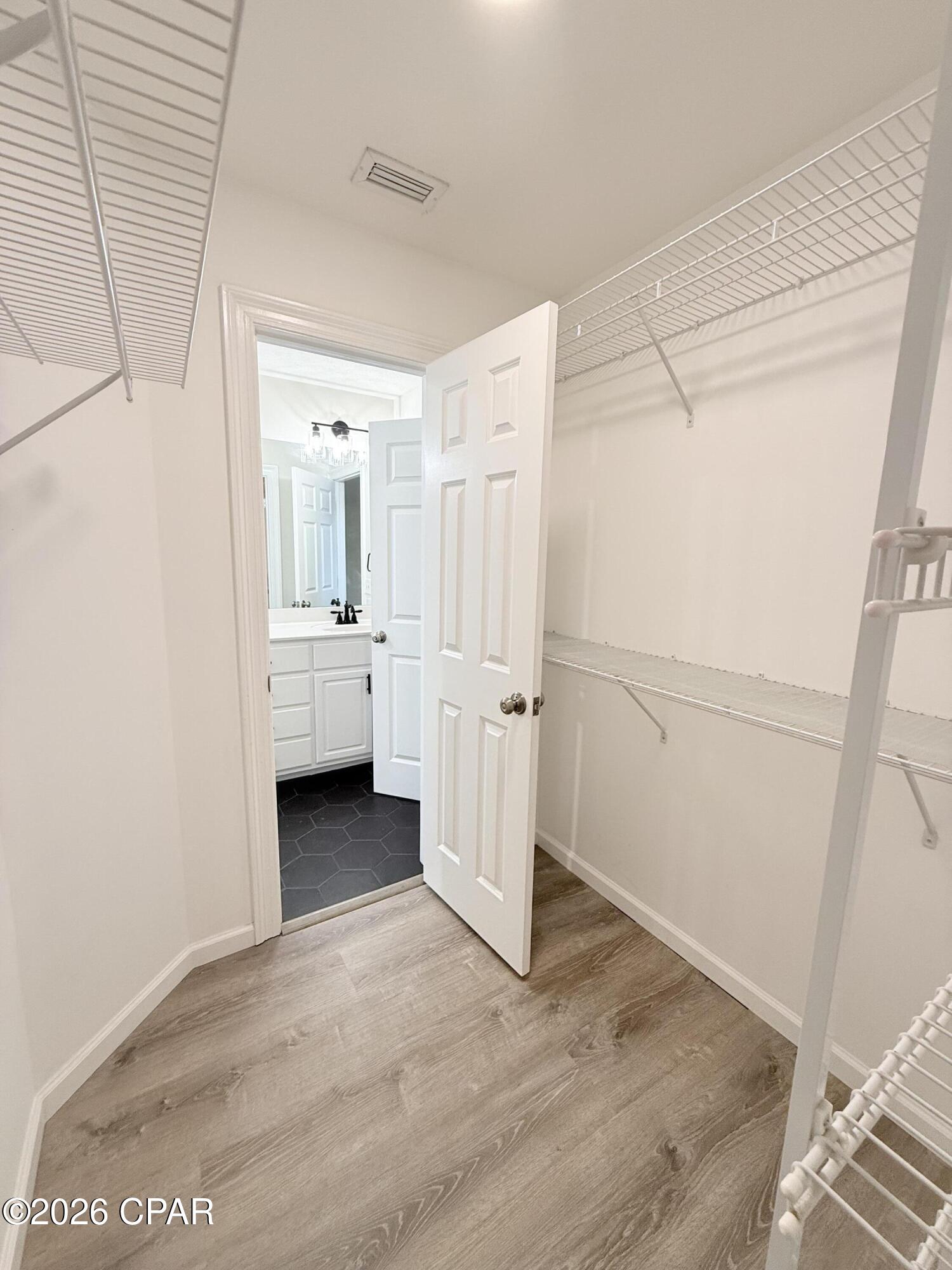 Image 25 For 334 Hidden Island Drive