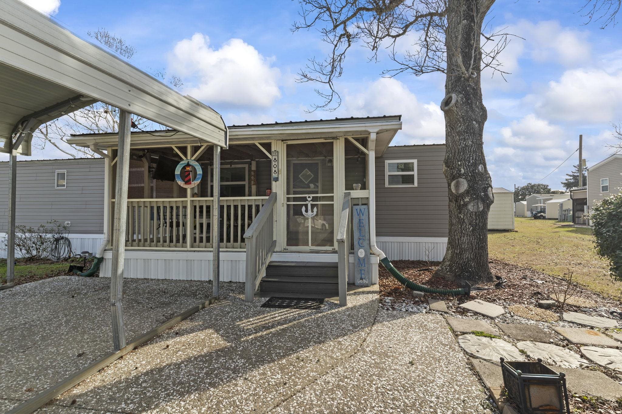 808 Waterway Dr. North Myrtle Beach, SC 29582