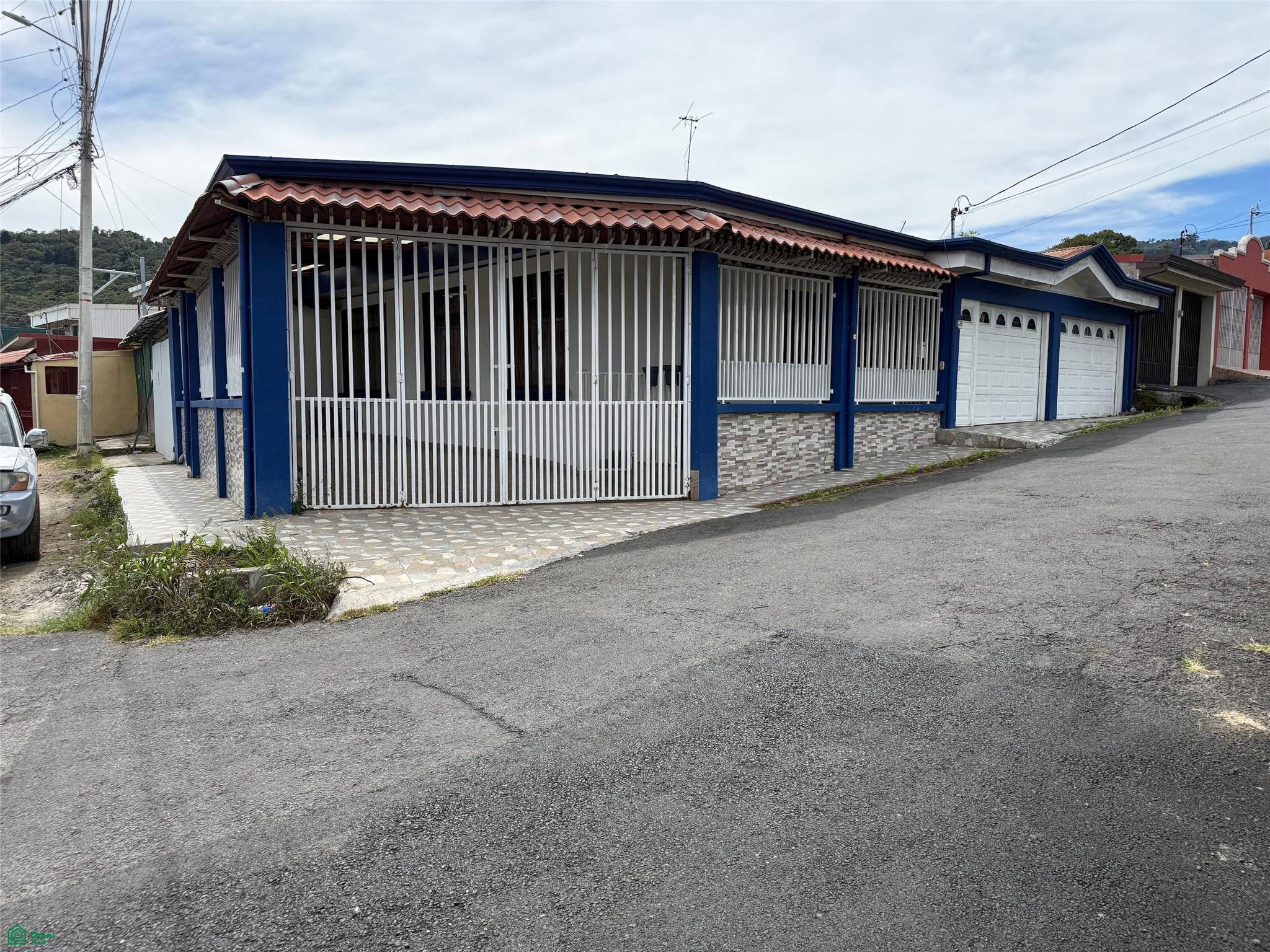 3 bed Single Family Homes For Sale in Aserri, San Jose - 1